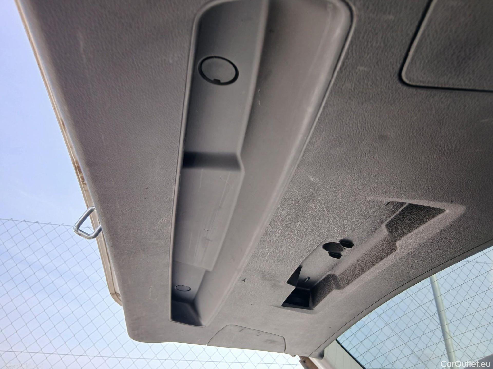  Bmw  X1 BMW  / 2019 / 5P / todoterreno sDrive16d #8