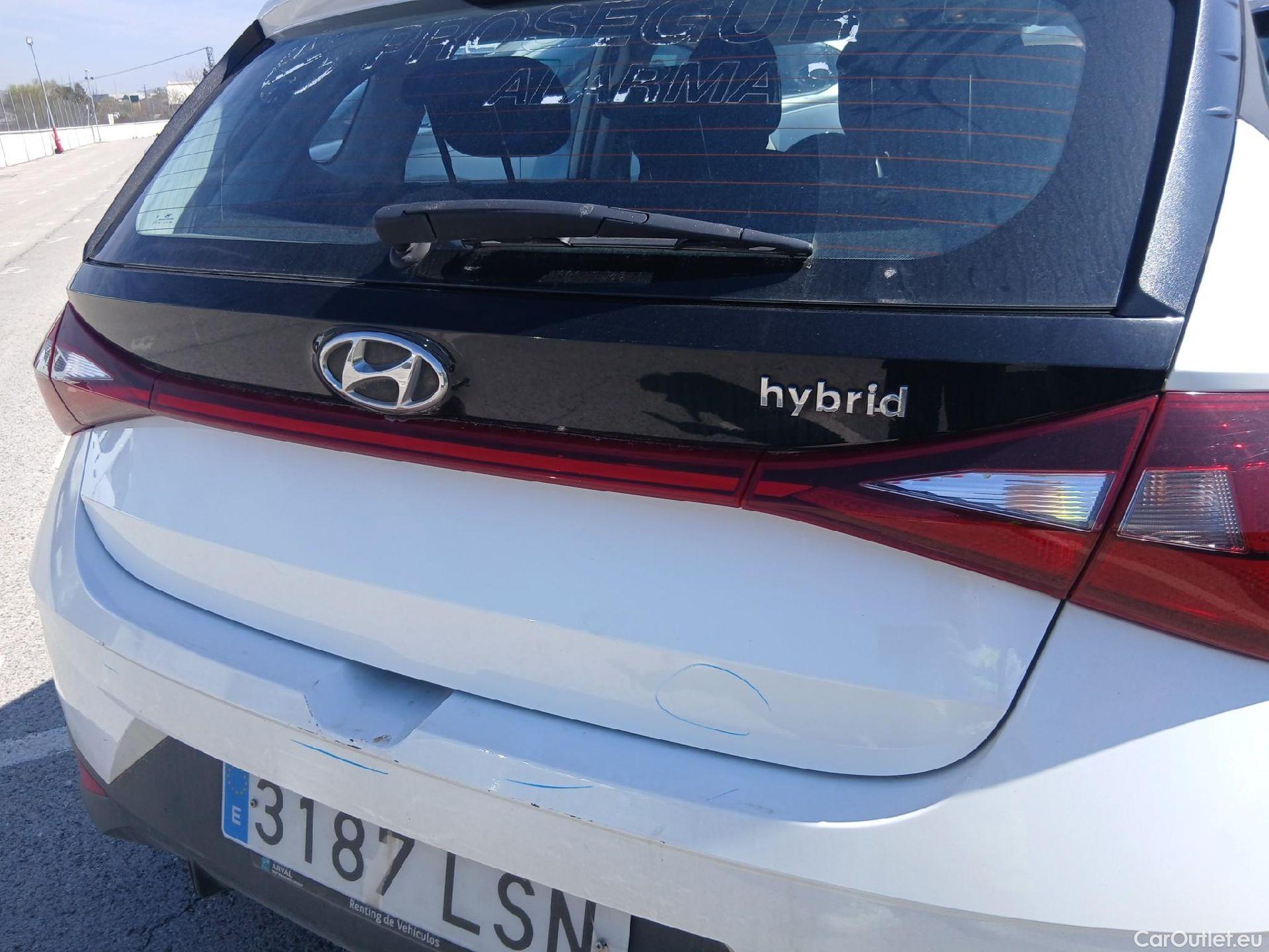  Hyundai  i20 HYUNDAI  / 2020 / 5P / berlina con portón 1.0 TGDI 74kW (100CV) 48V Essence #31