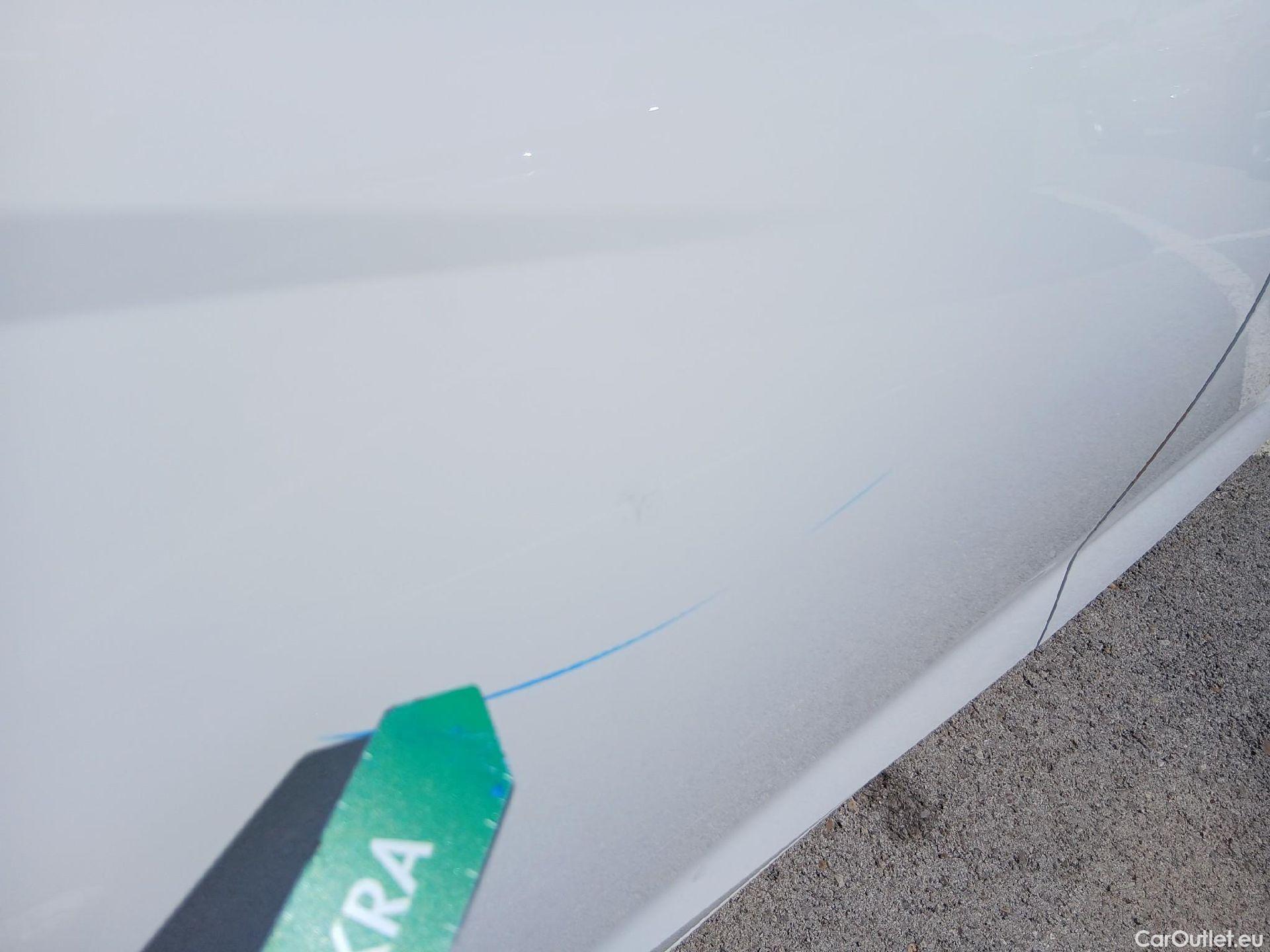  Hyundai  i20 HYUNDAI  / 2020 / 5P / berlina con portón 1.0 TGDI 74kW (100CV) 48V Essence #38