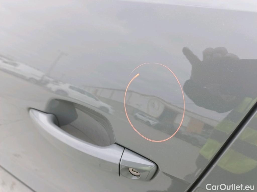  Audi  Q2 AUDI  / 2016 / 5P / todoterreno Design 30 TFSI 85kW (116CV) #19