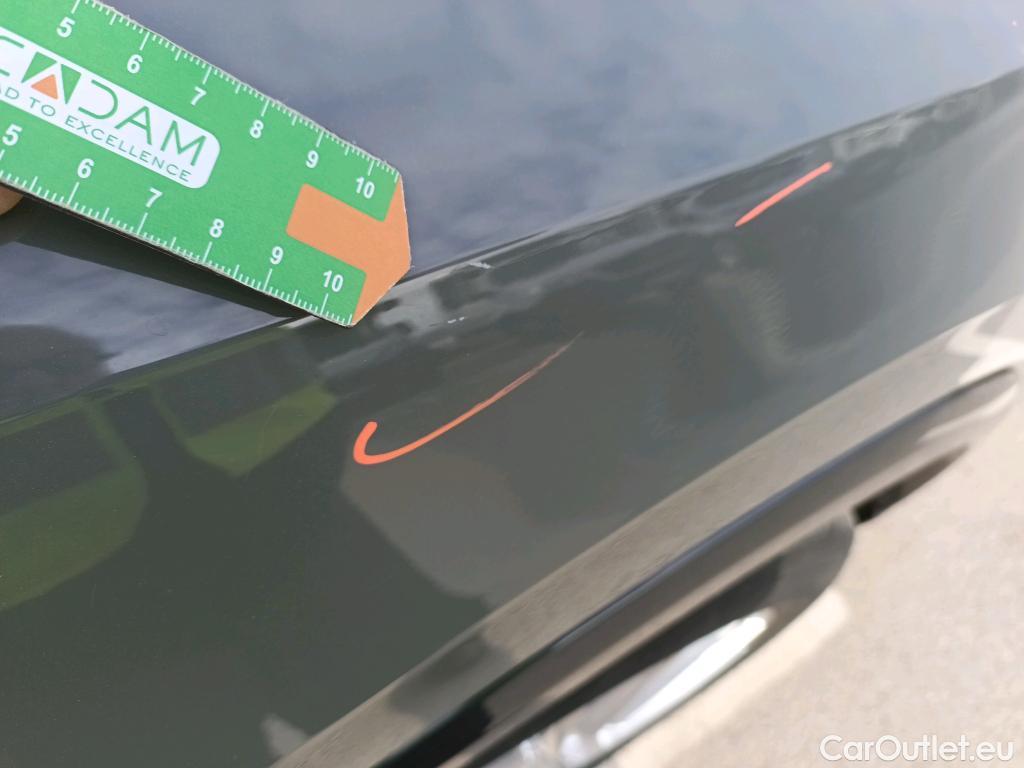  Audi  Q2 AUDI  / 2016 / 5P / todoterreno Design 30 TFSI 85kW (116CV) #29