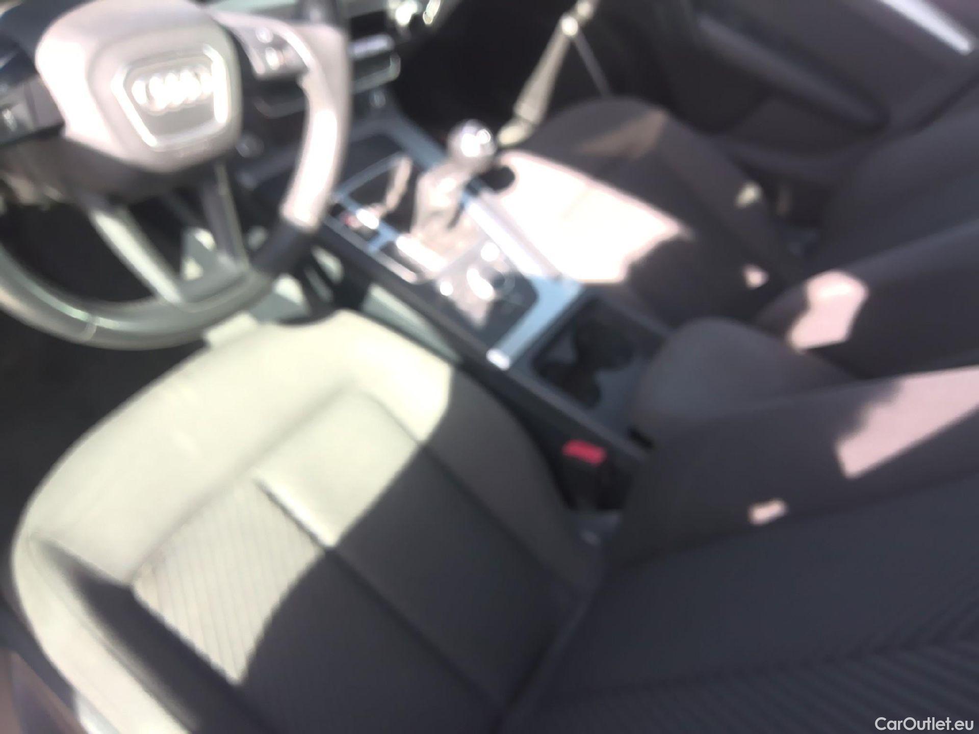  Audi  Q5 AUDI  / 2016 / 5P / todoterreno Advanced 2.0 TDI 110kW (150CV) #3