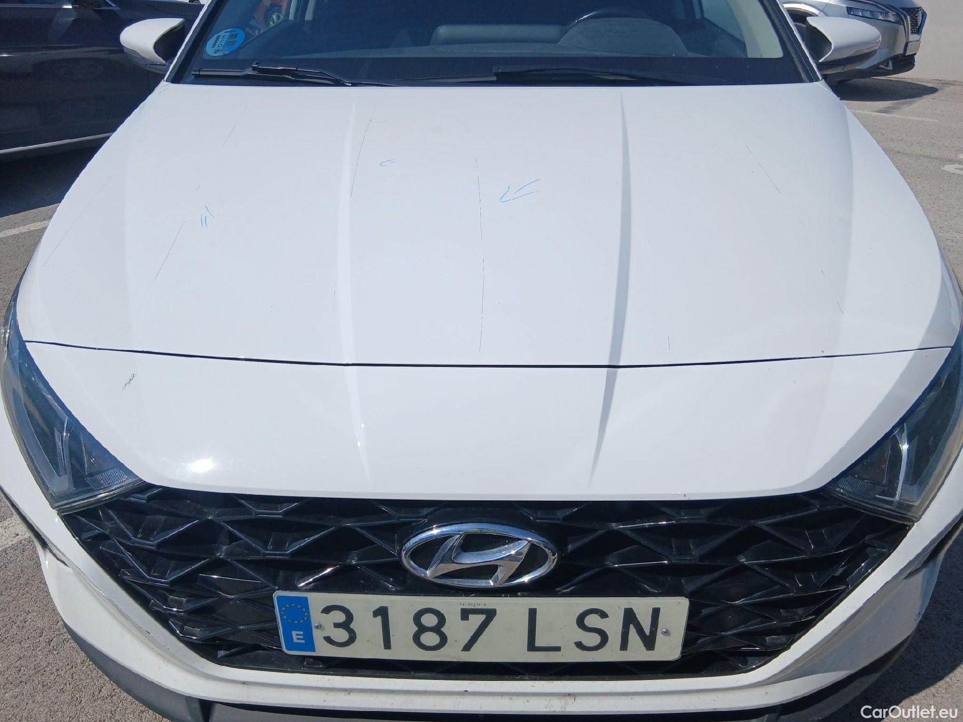  Hyundai  i20 HYUNDAI  / 2020 / 5P / berlina con portón 1.0 TGDI 74kW (100CV) 48V Essence #6