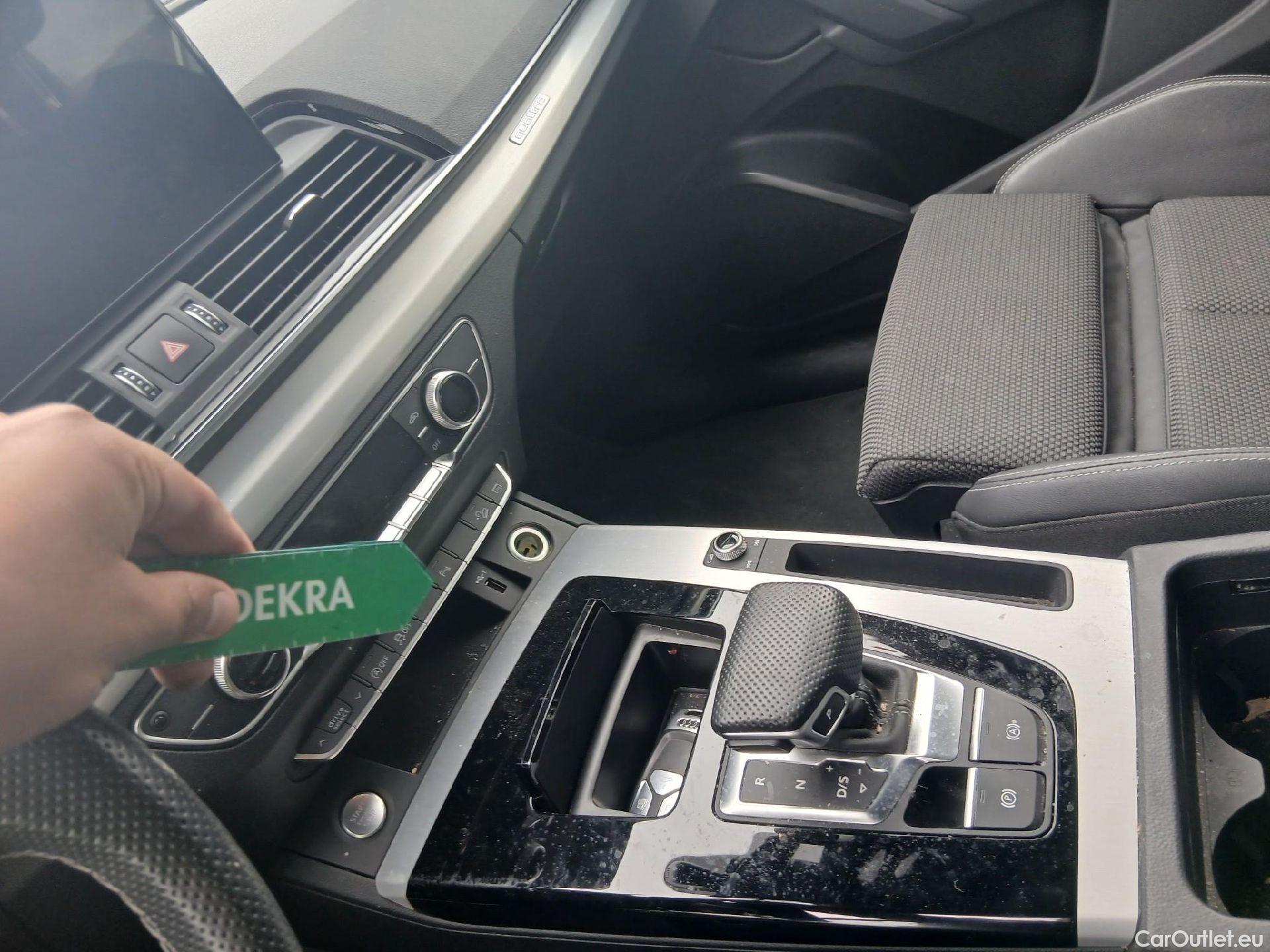  Audi  Q5 AUDI  / 2020 / 5P / todoterreno S line 40 TDI 150kW quattro-ultra #3