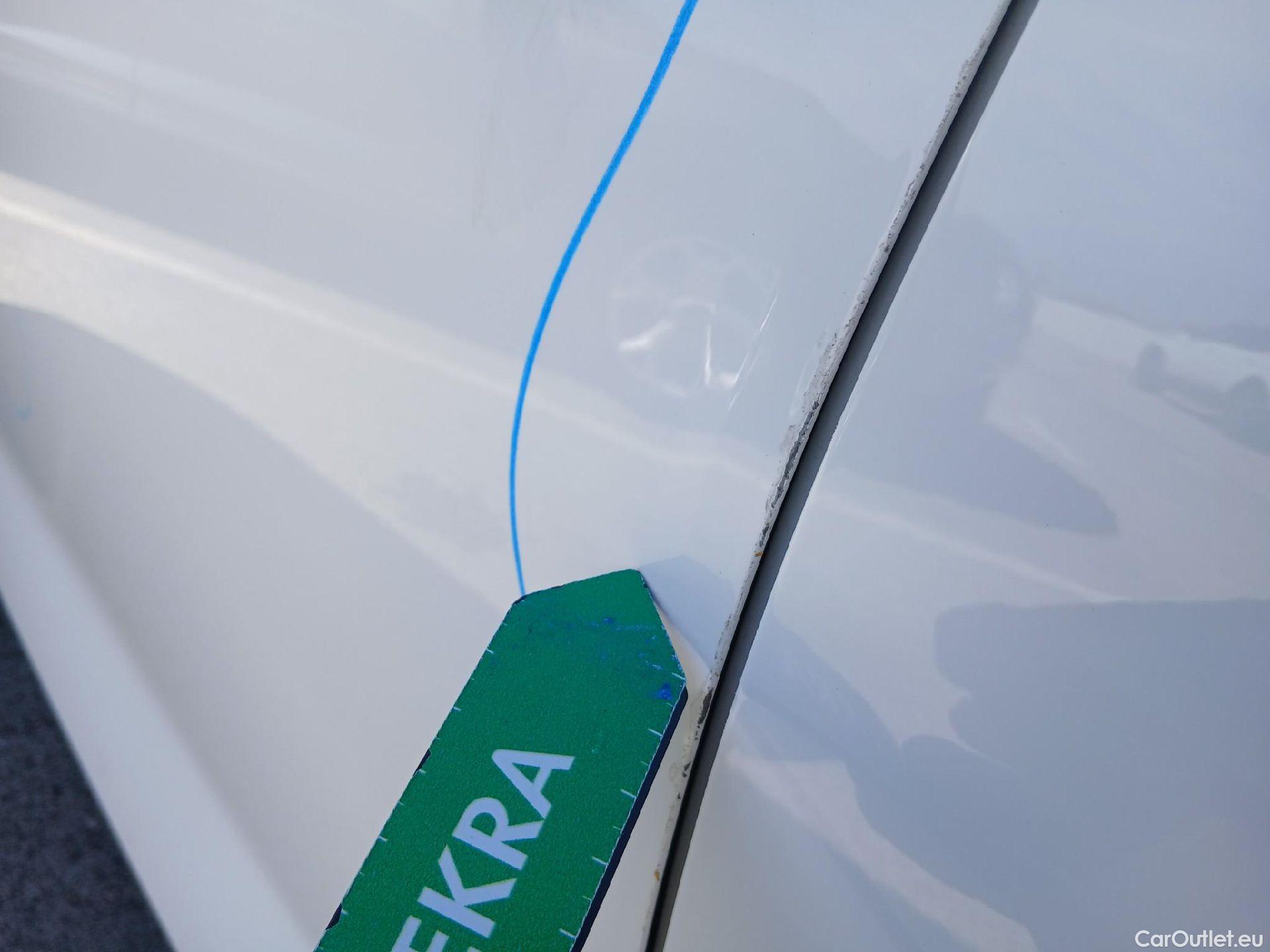  Hyundai  i20 HYUNDAI  / 2020 / 5P / berlina con portón 1.0 TGDI 74kW (100CV) 48V Essence #16