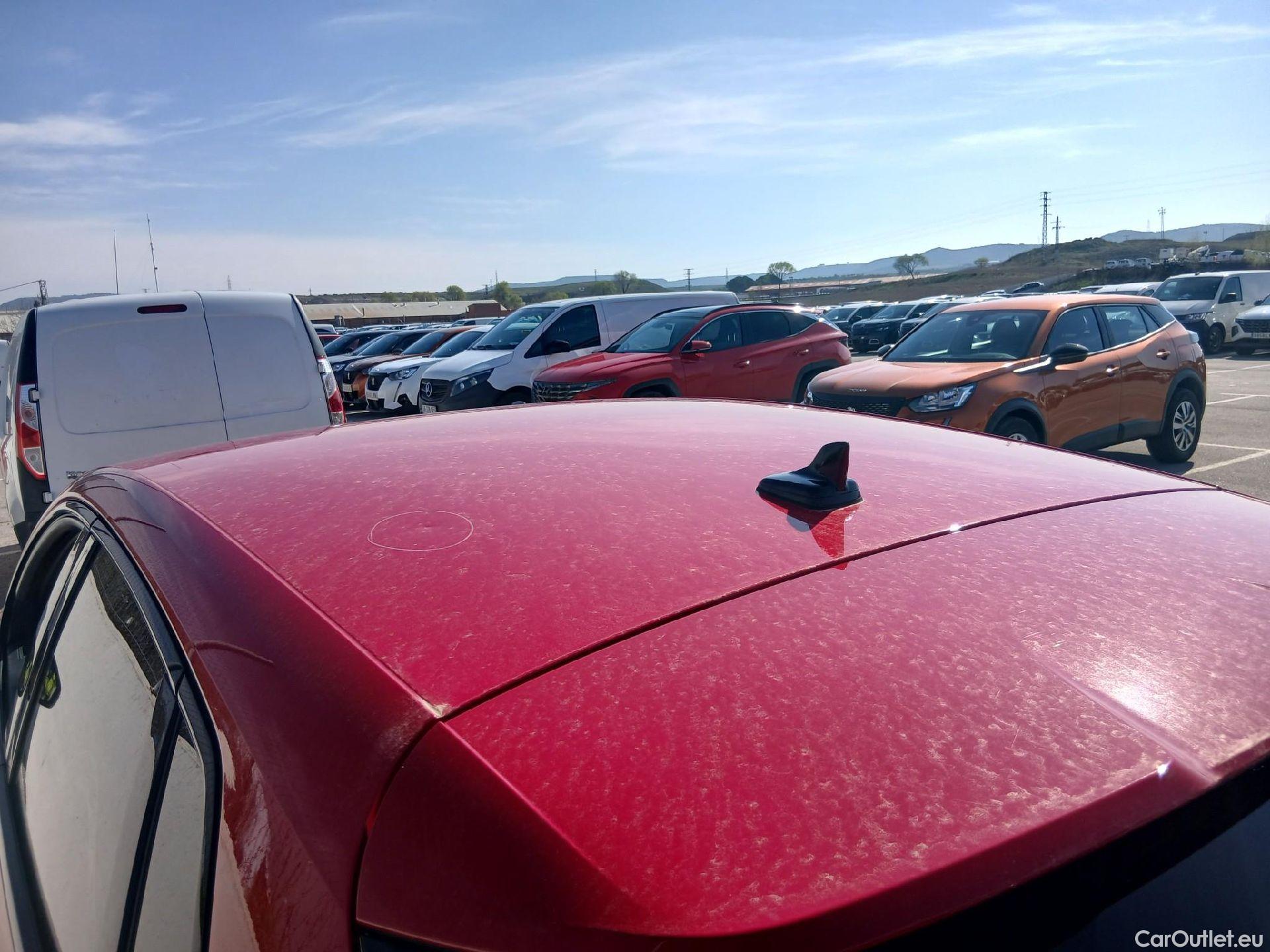  Audi  A3 AUDI  / 2020 / 5P / berlina con portón Sportback Black line 35 TDI 110kW S tron #24