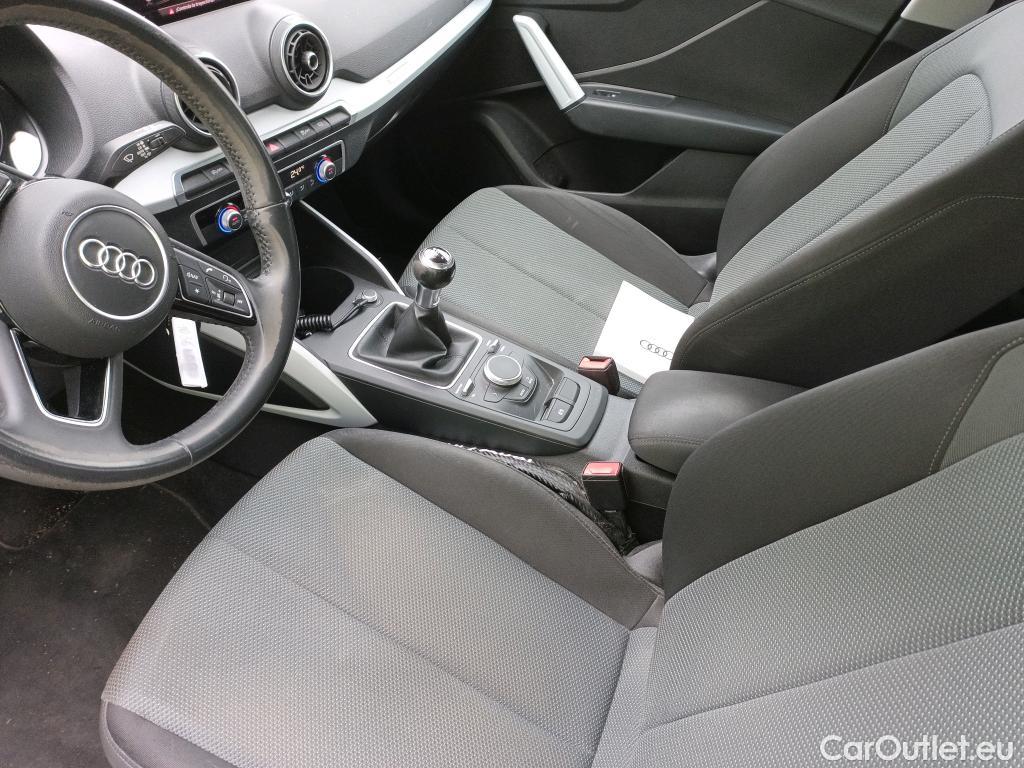  Audi  Q2 AUDI  / 2016 / 5P / todoterreno Design 30 TFSI 85kW (116CV) #3