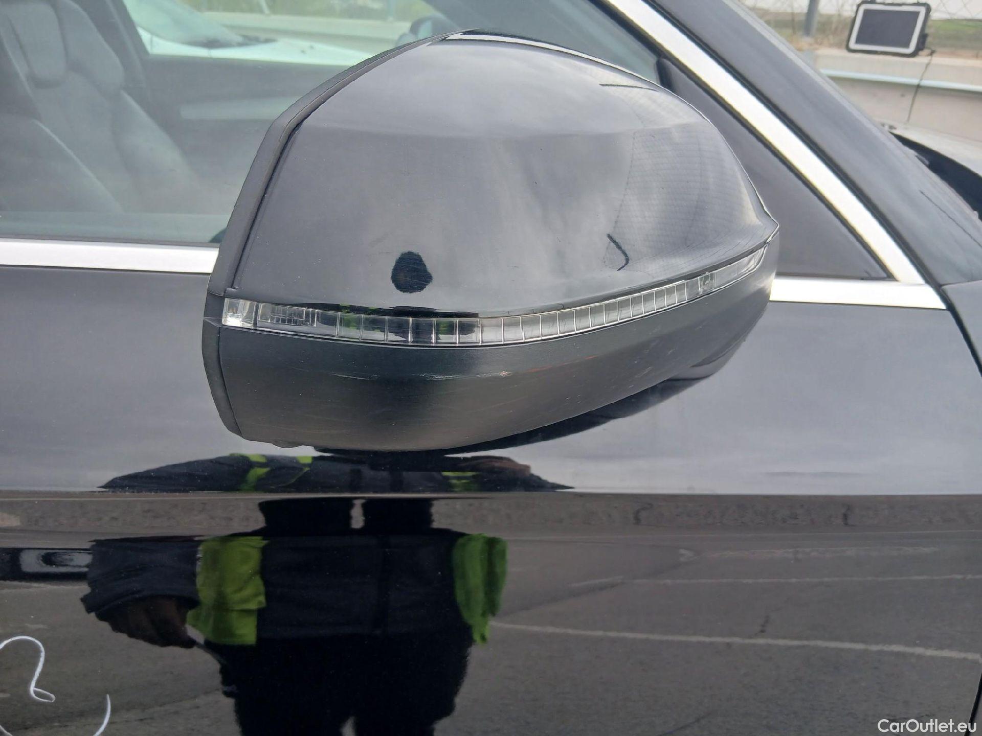  Audi  Q5 AUDI  / 2020 / 5P / todoterreno S line 40 TDI 150kW quattro-ultra #43