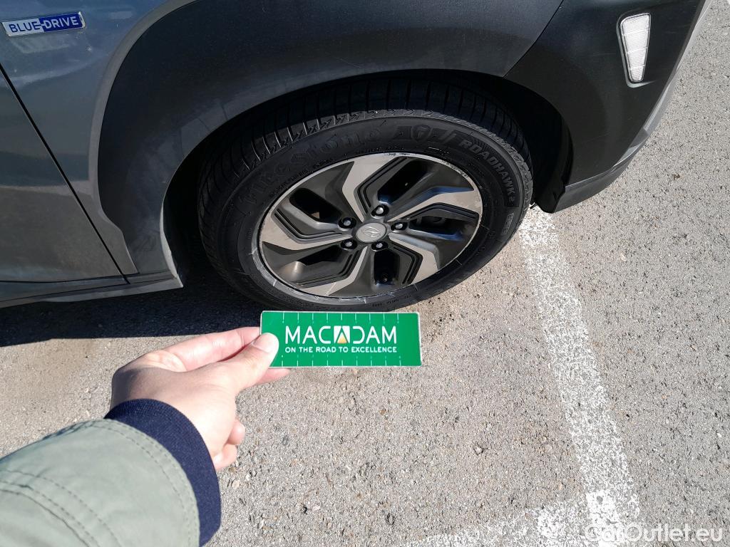  Hyundai  Konna HYUNDAI Kona / 2017 / 5P / todoterreno 1.6 GDI HEV Klass DT #7