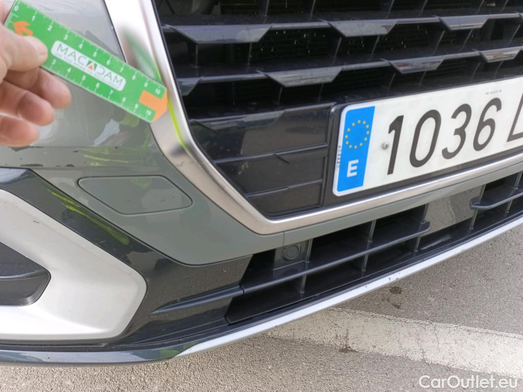  Audi  Q2 AUDI  / 2016 / 5P / todoterreno Design 30 TFSI 85kW (116CV) #22