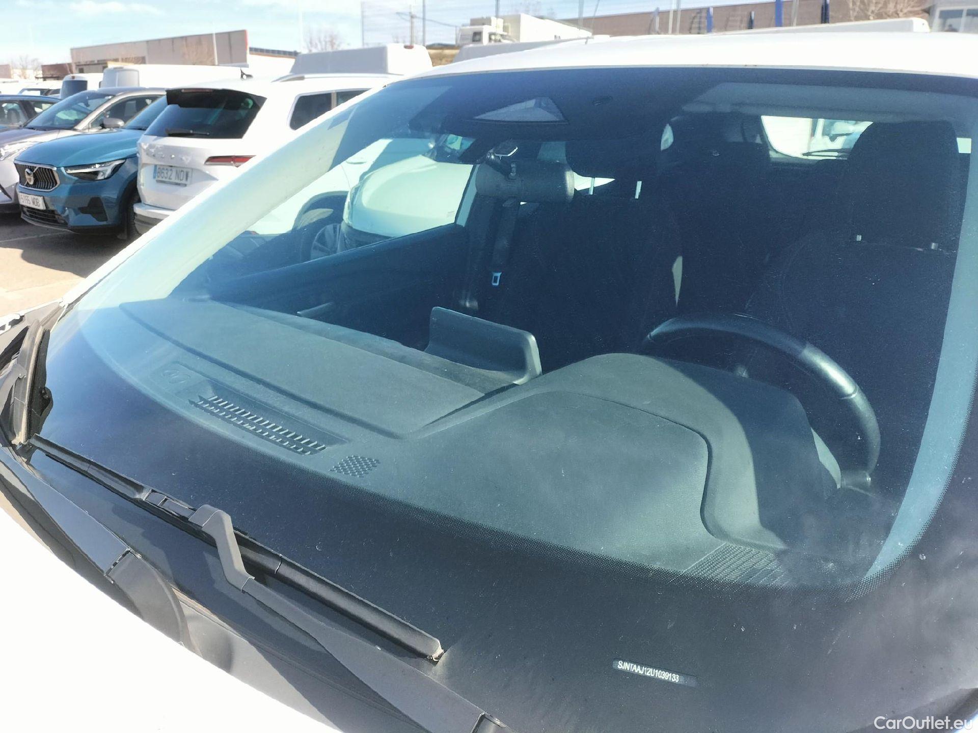  Nissan  Qashqai NISSAN  / 2021 / 5P / todoterreno DIG-T 103kW (140CV) mHEV 4x2 Acenta #13