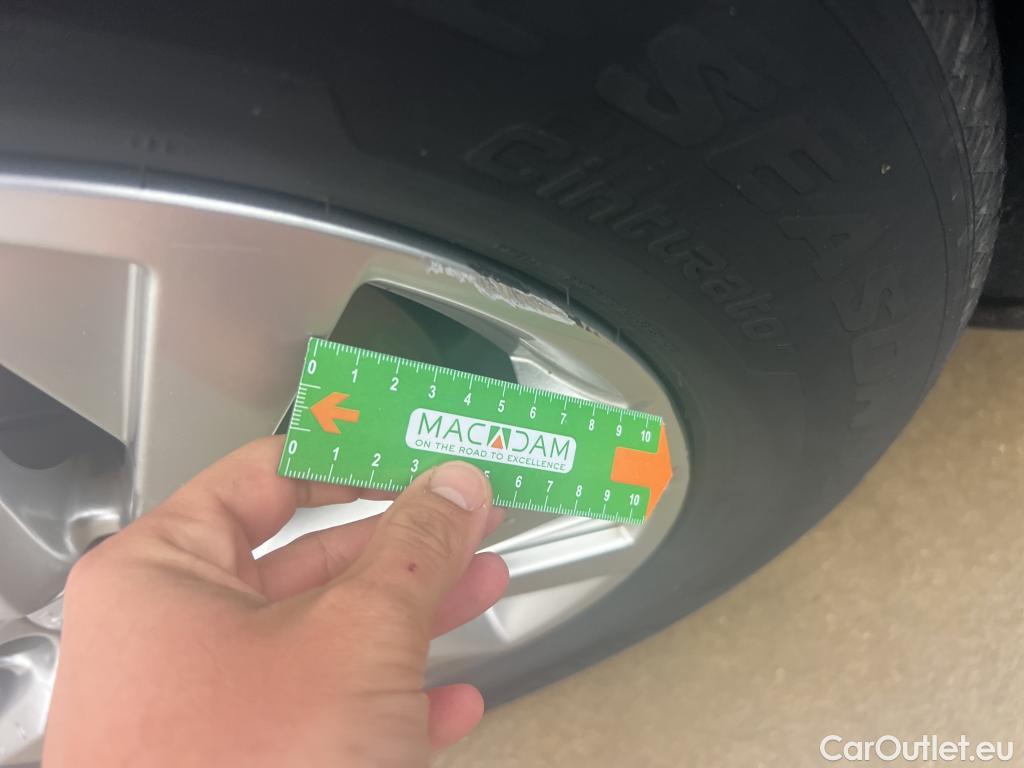  Peugeot  3008 PEUGEOT  / 2020 / 5P / todoterreno 1.5 BlueHDi 96kW (130CV) S&S Active Pack (AC3) #8