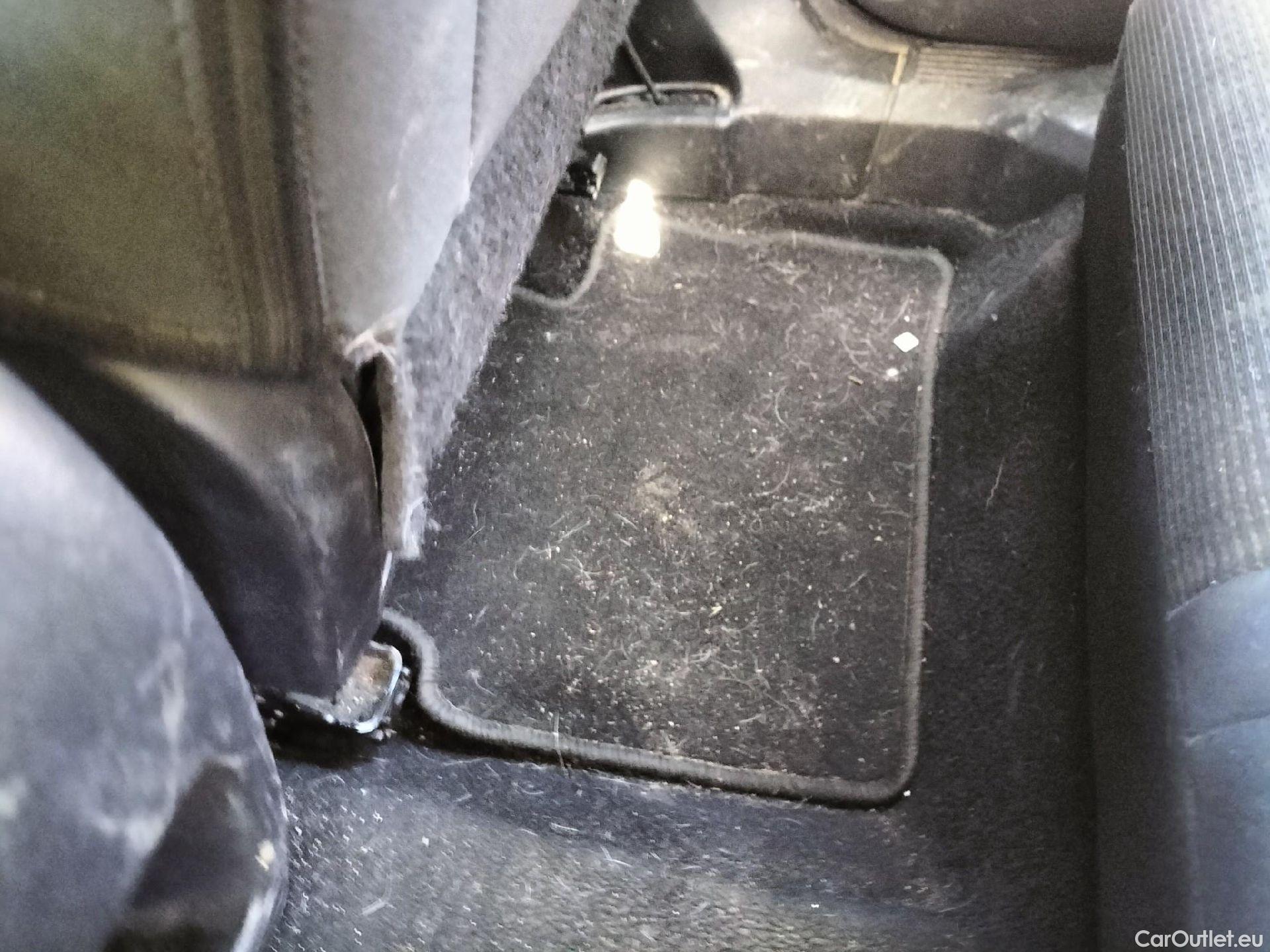  Nissan  Qashqai NISSAN  / 2021 / 5P / todoterreno DIG-T 103kW (140CV) mHEV 4x2 Acenta #27