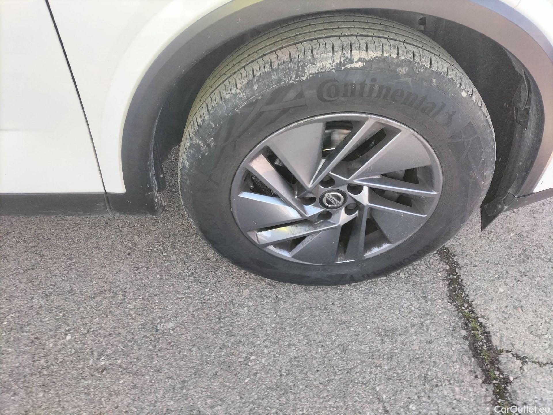  Nissan  Qashqai NISSAN  / 2021 / 5P / todoterreno DIG-T 103kW (140CV) mHEV 4x2 Acenta #66