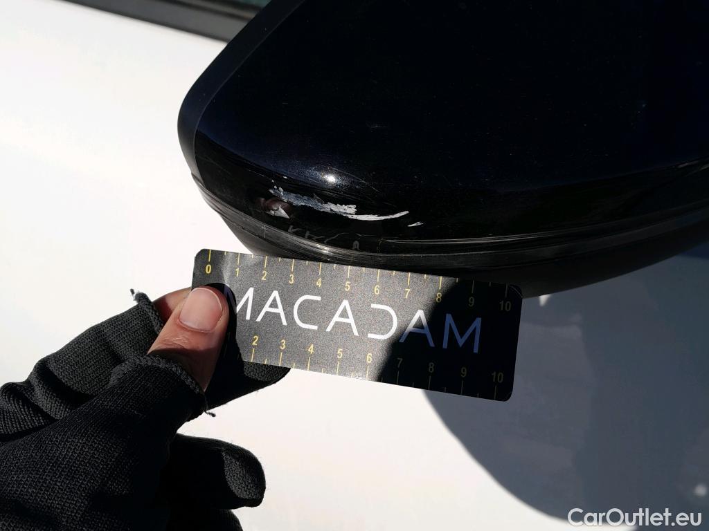  Peugeot  2008 PEUGEOT  / 2019 / 5P / todoterreno Allure BlueHDI 81kW (110CV) #15