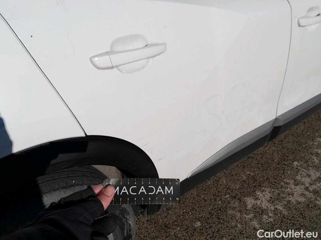  Peugeot  2008 PEUGEOT  / 2019 / 5P / todoterreno Allure BlueHDI 81kW (110CV) #1