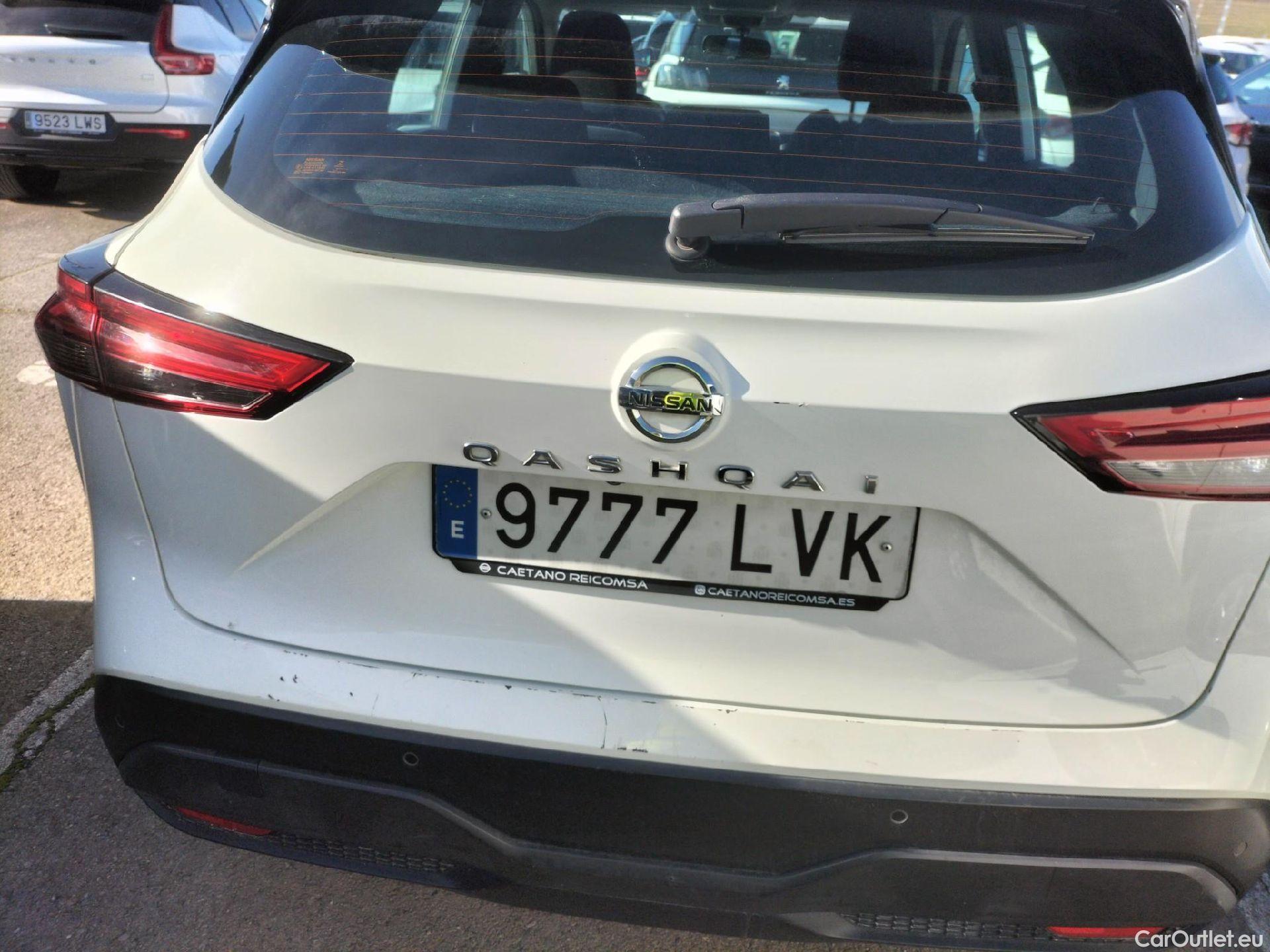  Nissan  Qashqai NISSAN  / 2021 / 5P / todoterreno DIG-T 103kW (140CV) mHEV 4x2 Acenta #40