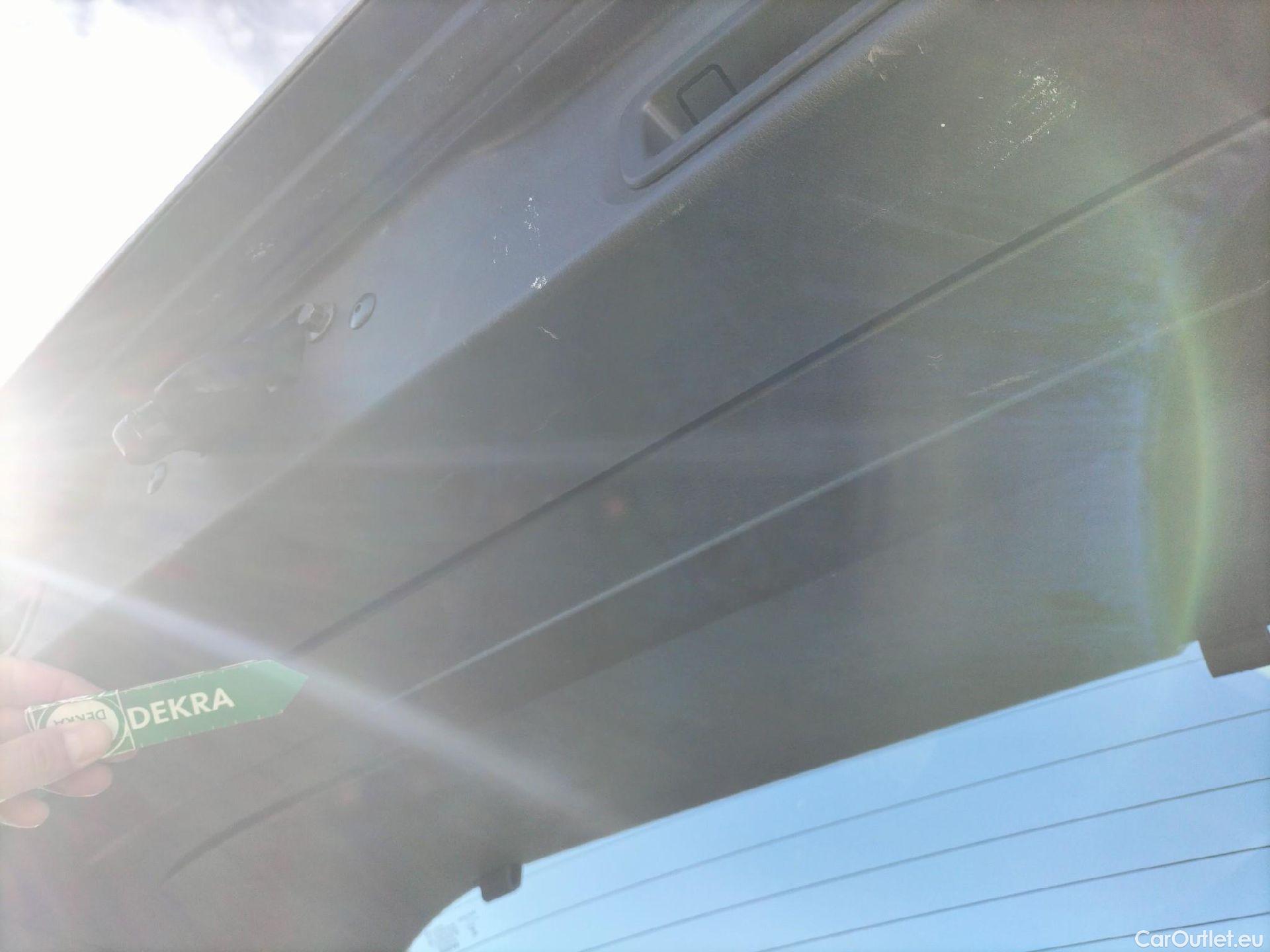  Nissan  Qashqai NISSAN  / 2021 / 5P / todoterreno DIG-T 103kW (140CV) mHEV 4x2 Acenta #43