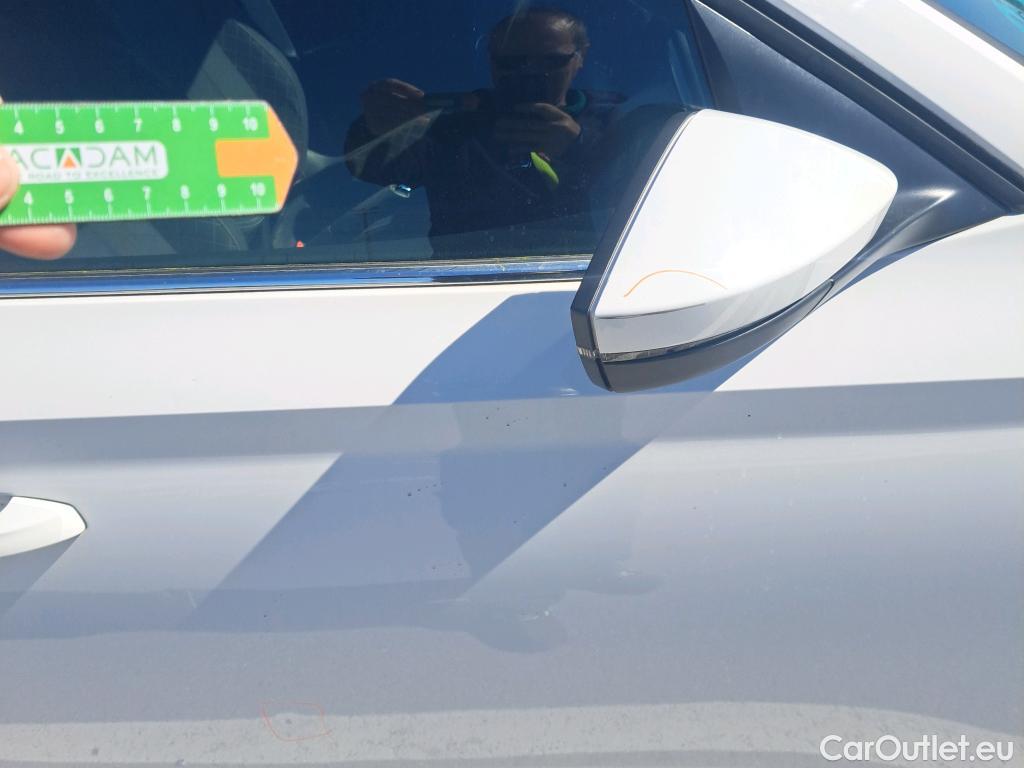  Skoda  KAMIQ SKODA  1.0 TSI 81kW (110CV) DSG Ambition #18