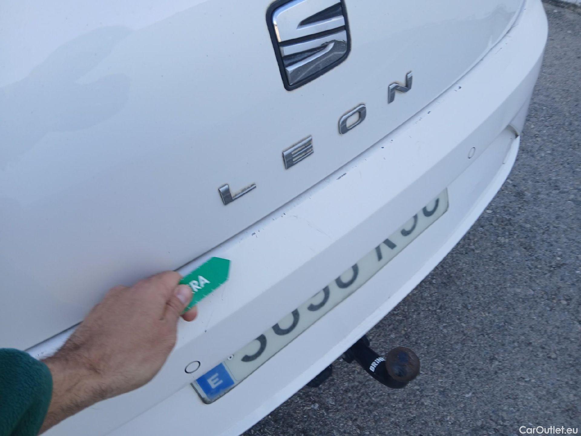  Seat  Leon SEAT León / 2016 / 5P / berlina con portón 1.5 TSI 95kW (130CV) St&Sp Style Visio Edition #8