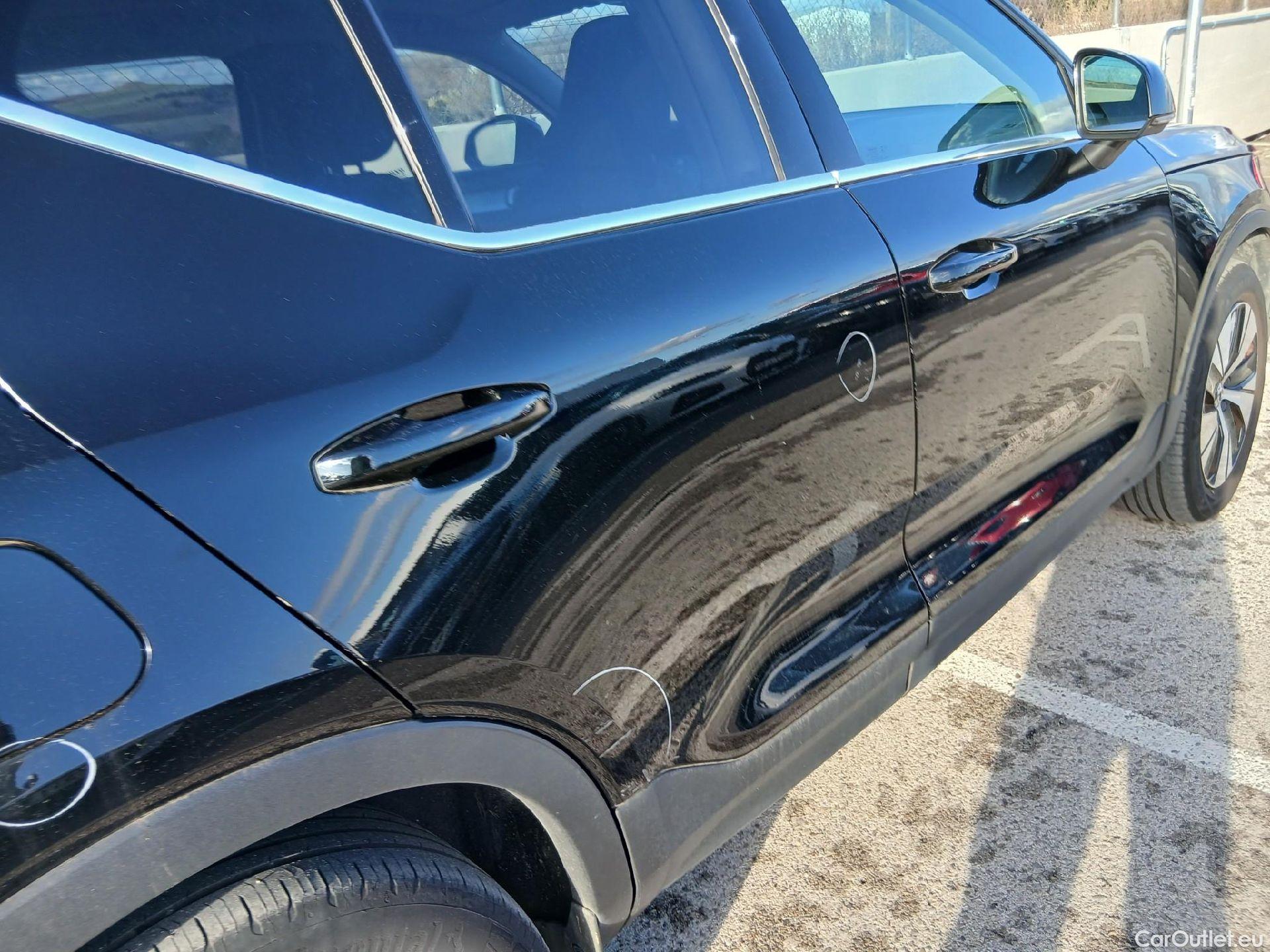  Volvo  XC 40 VOLVO XC40 / 2017 / 5P / todoterreno 1.5 T5 Twin Recharge Inscription Ex Auto #31