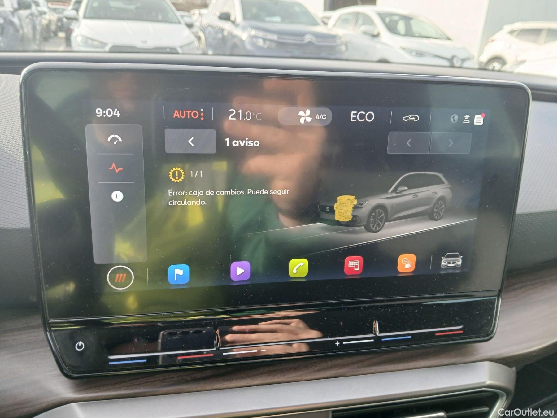  Seat  Leon SEAT Nuevo León / 2020 / 5P / familiar SP 1.4 e-Hybrid DSG S&S Xcellence Go L #1