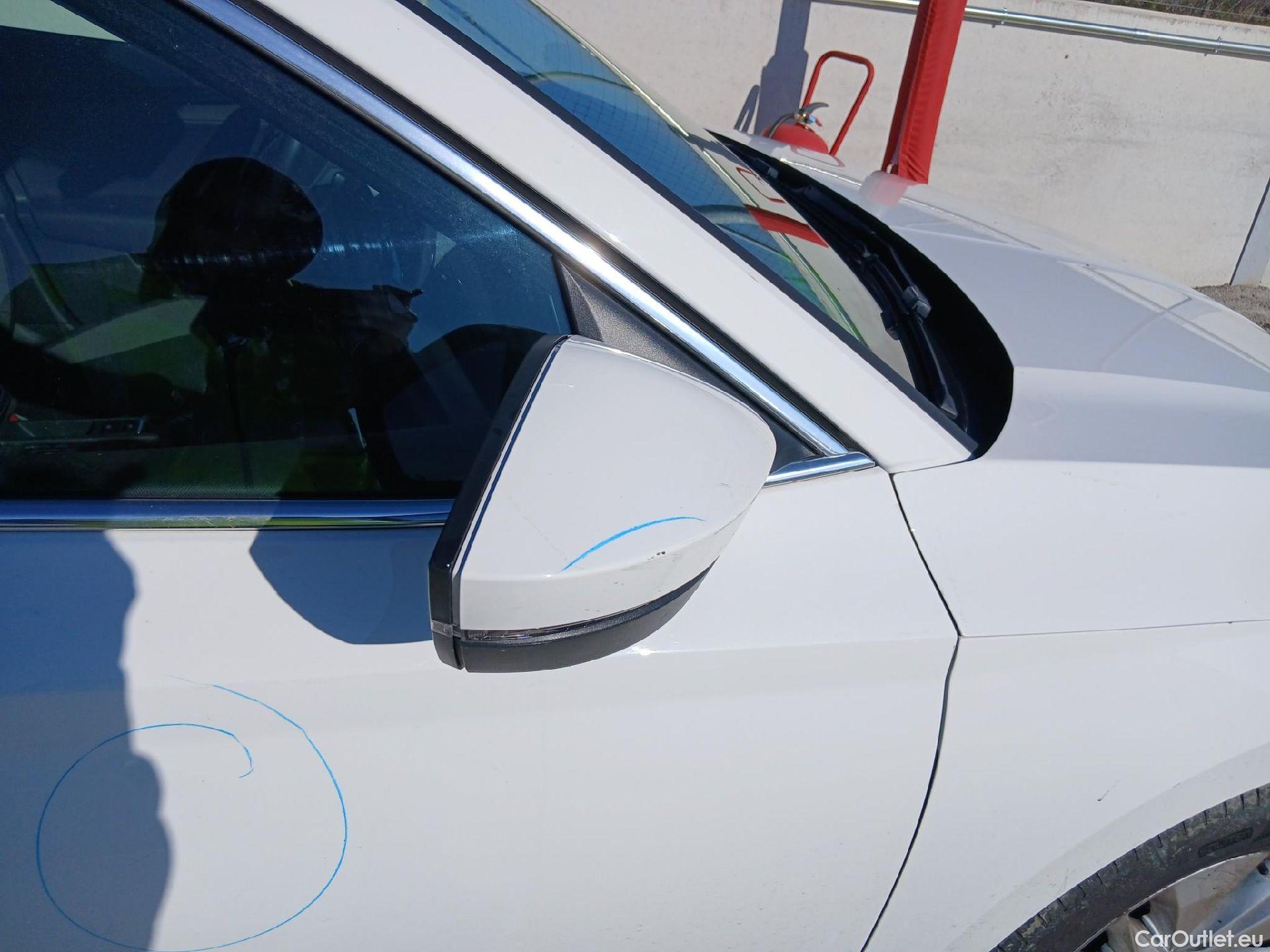  Skoda  Octavia SKODA  / 2020 / 5P / berlina con portón 2.0 TDI 85kW (115 CV) Manual Ambition #29