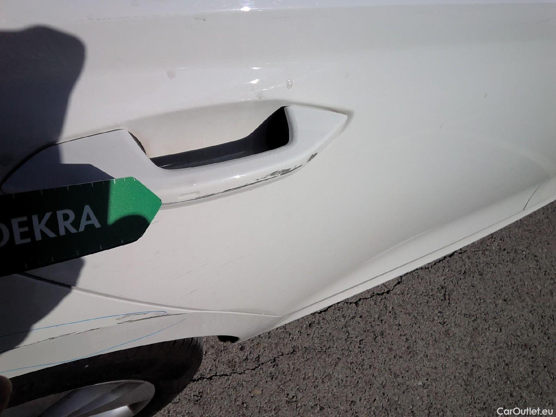  Skoda  Octavia SKODA  / 2020 / 5P / berlina con portón 2.0 TDI 85kW (115 CV) Manual Ambition #33