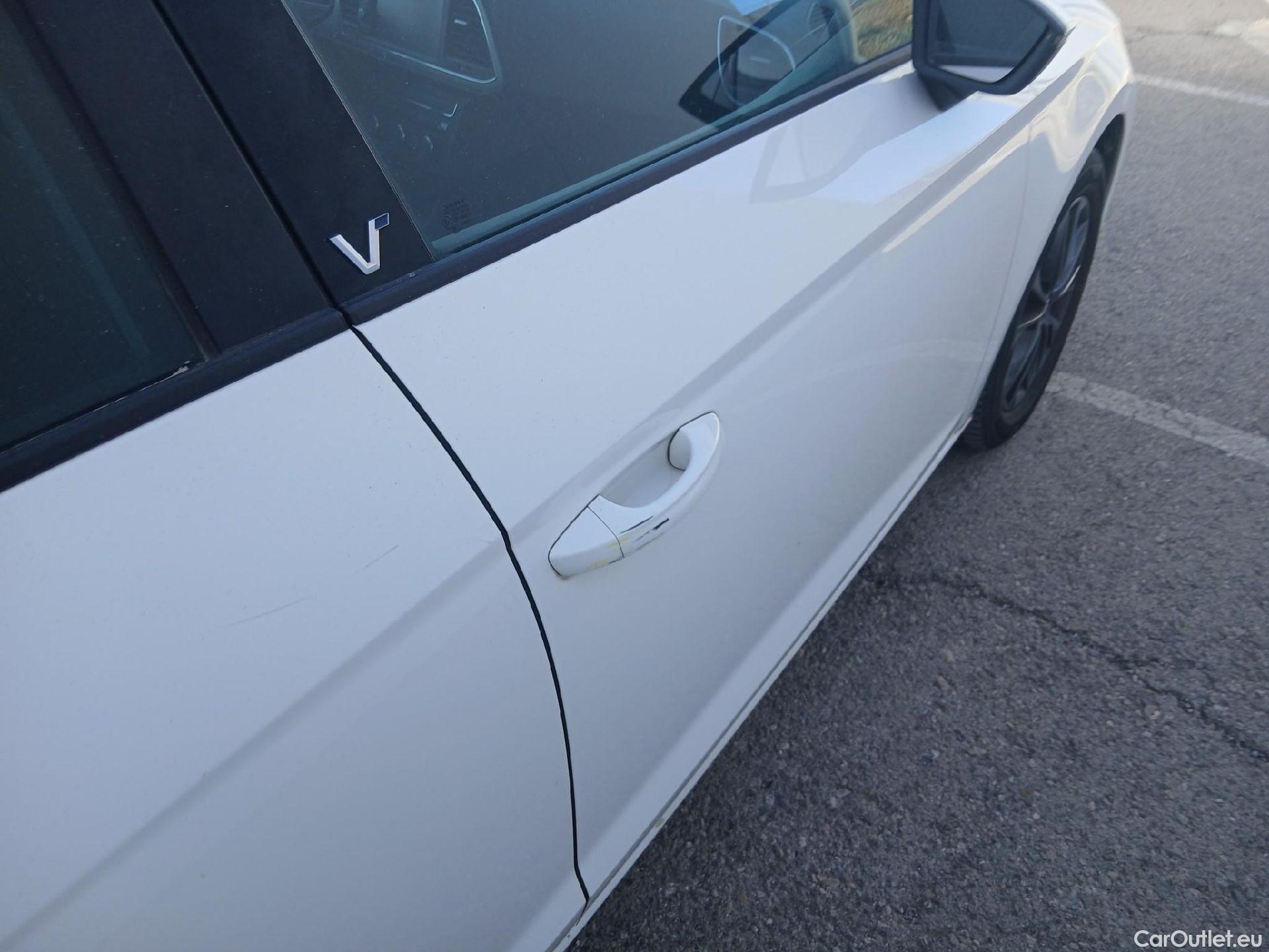  Seat  Leon SEAT León / 2016 / 5P / berlina con portón 1.5 TSI 95kW (130CV) St&Sp Style Visio Edition #17