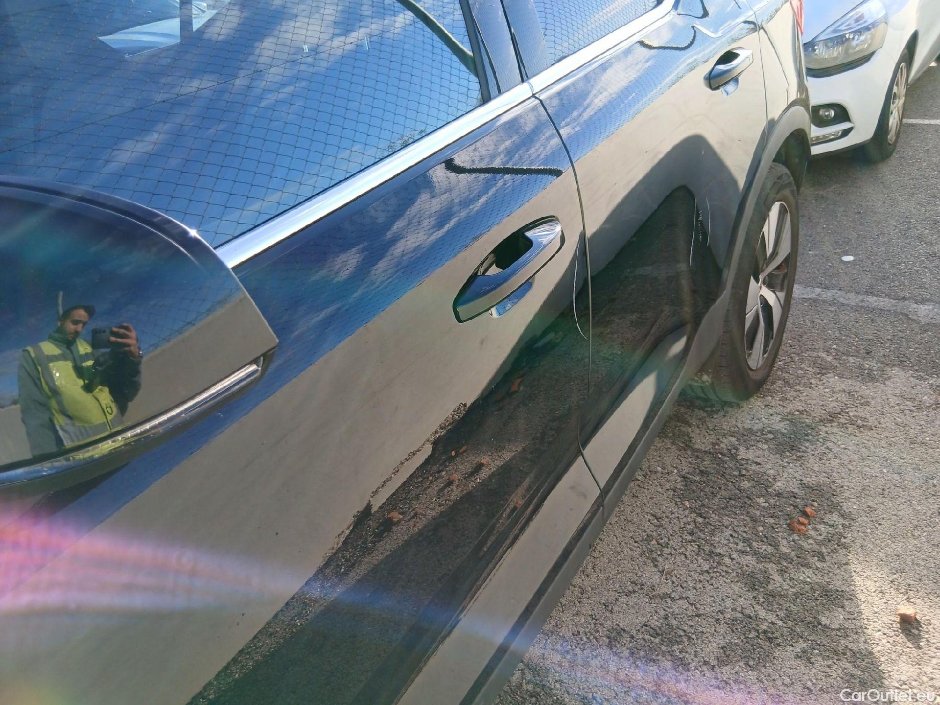  Volvo  XC 40 VOLVO XC40 / 2017 / 5P / todoterreno 1.5 T5 Twin Recharge Inscription Ex Auto #14