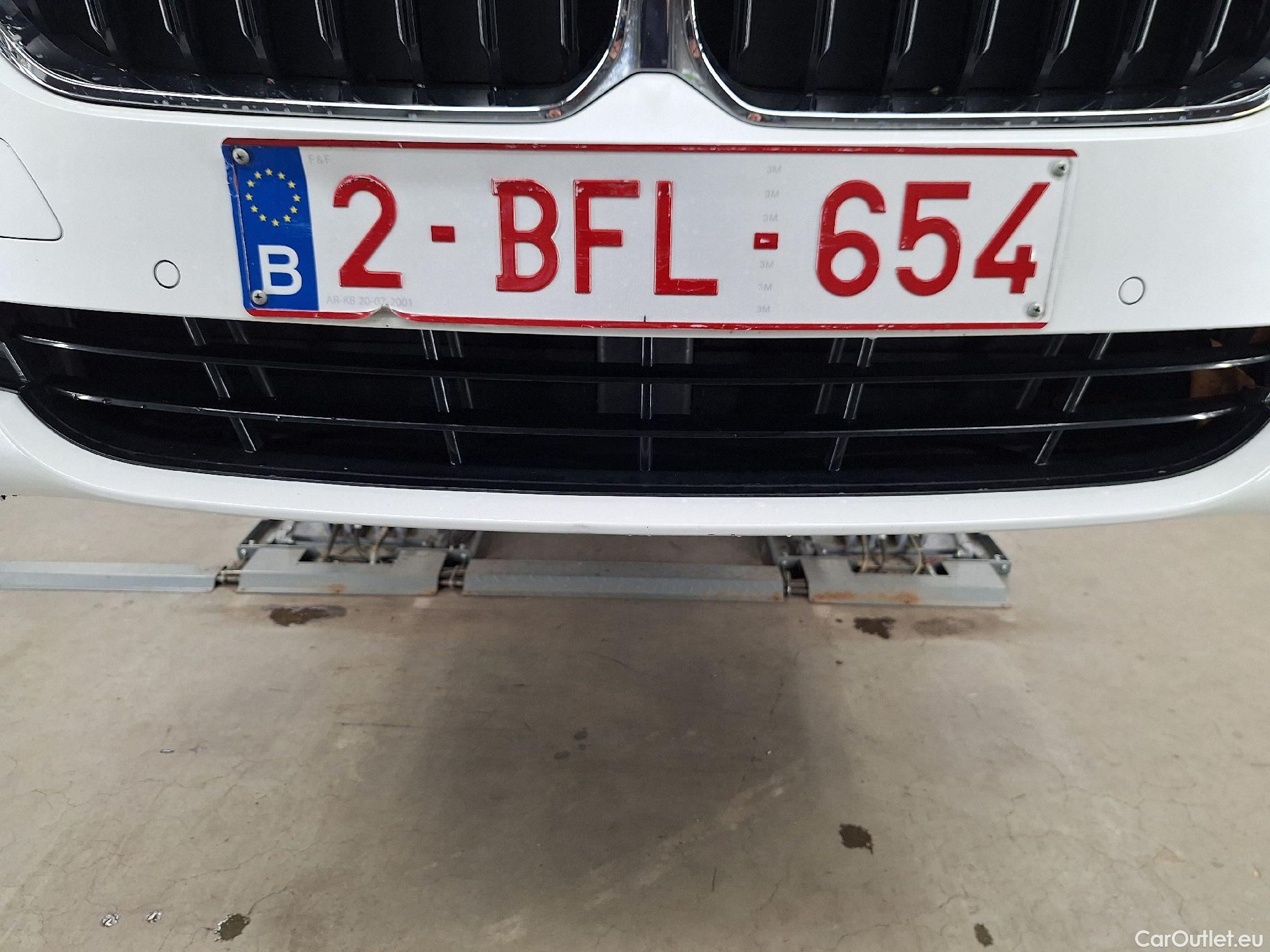  Bmw  Serie 5 BMW, 5-ser To FL'20 PHEV, BMW 5 Reeks Touring 530e Auto 5d #4