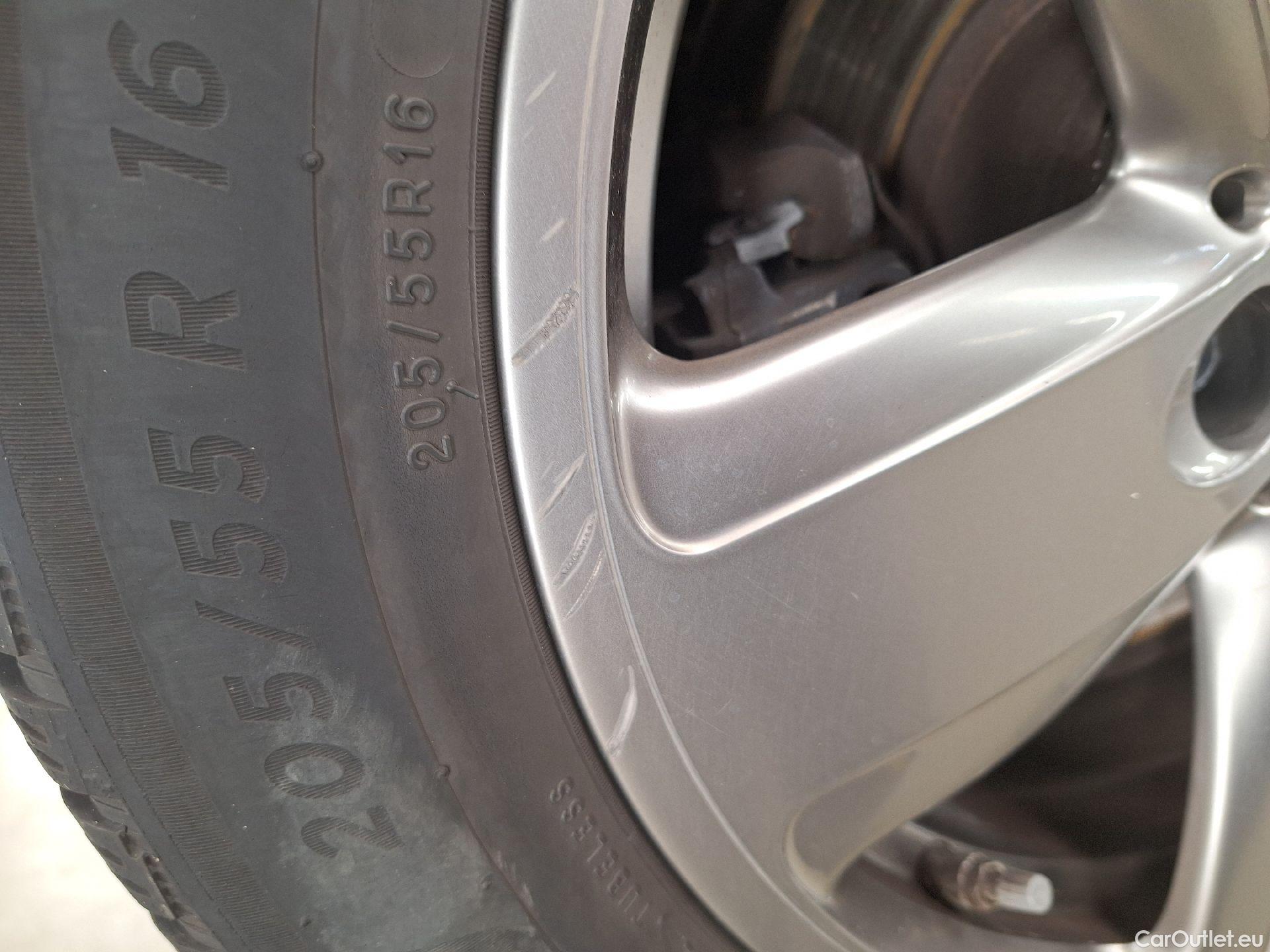  Bmw  Serie 1 BMW, 1-serie '19, BMW 1 Reeks Hatch 116dA (85 kW) 5d #10