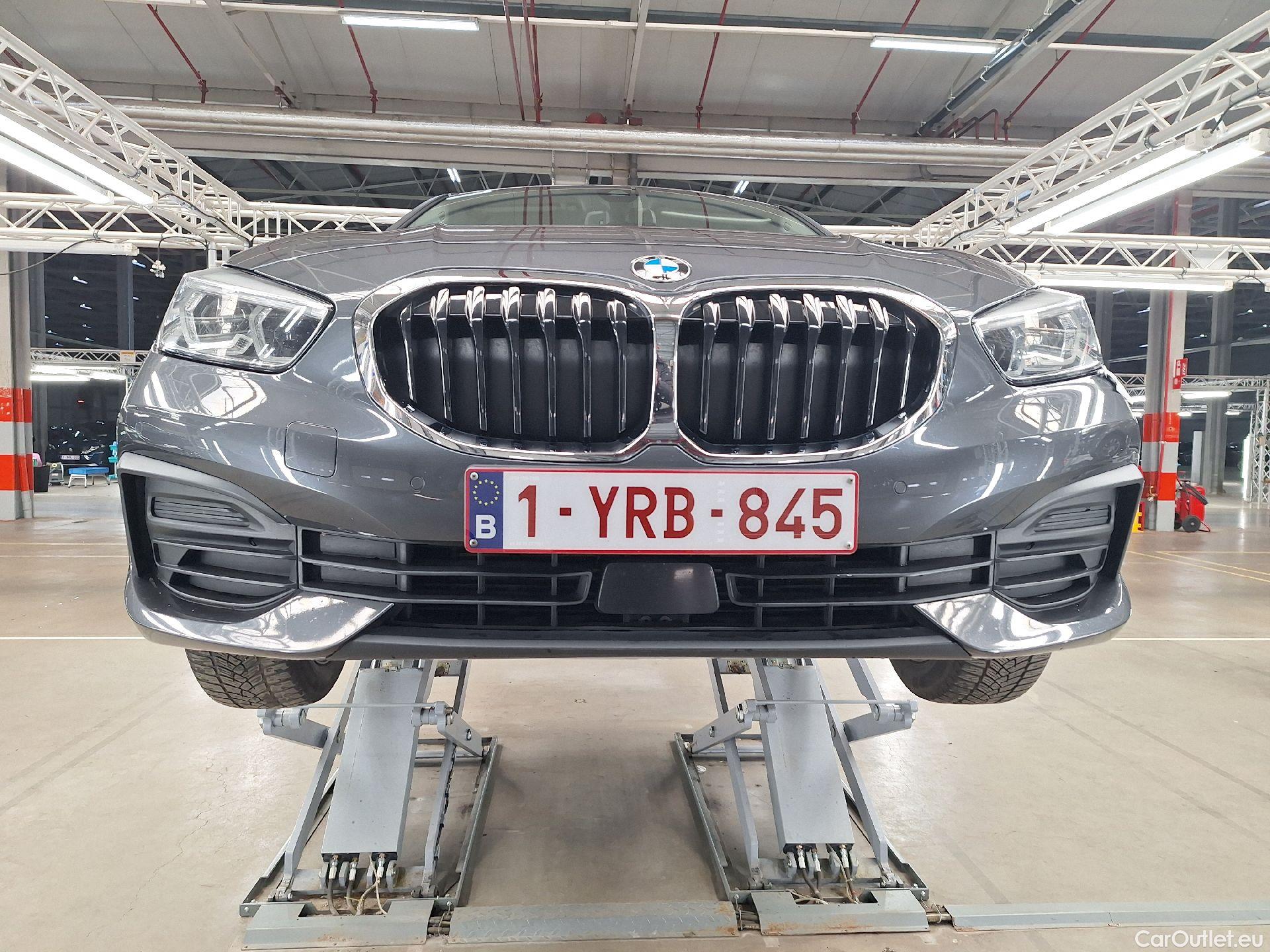  Bmw  Serie 1 BMW, 1-serie '19, BMW 1 Reeks Hatch 116dA (85 kW) 5d #19