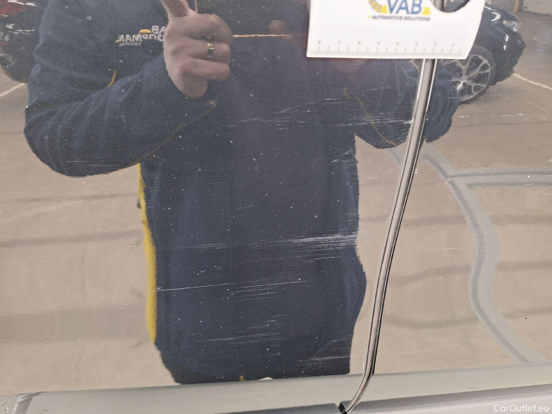  Bmw  X1 BMW,  FL'19, BMW  sDrive18d (100 kW) 5d #30