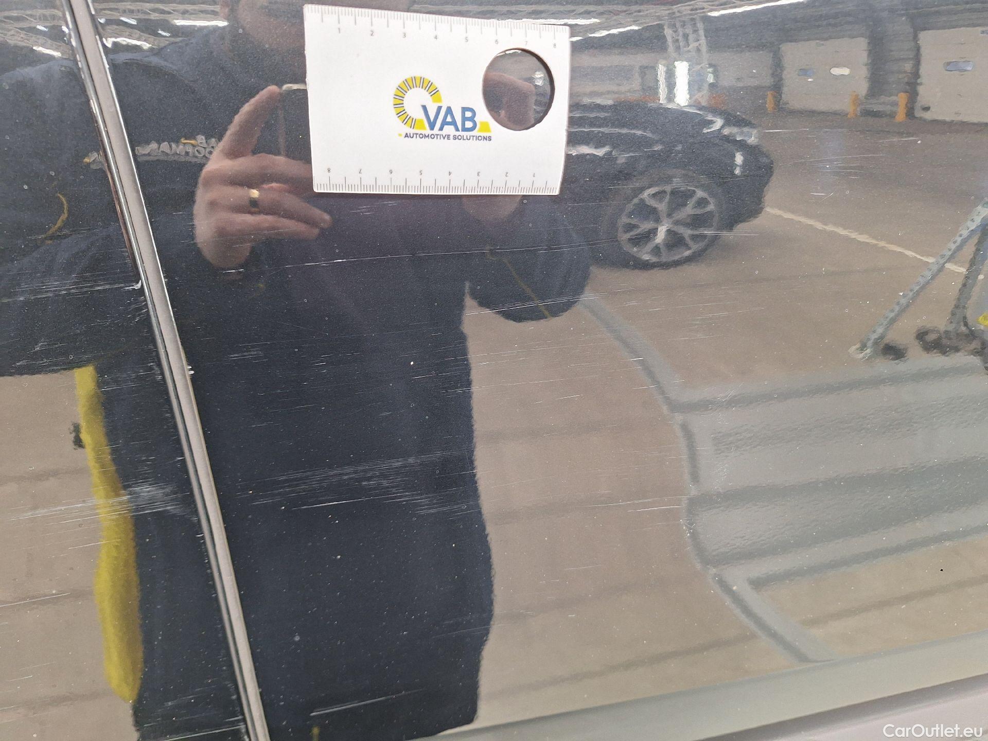  Bmw  X1 BMW,  FL'19, BMW  sDrive18d (100 kW) 5d #32