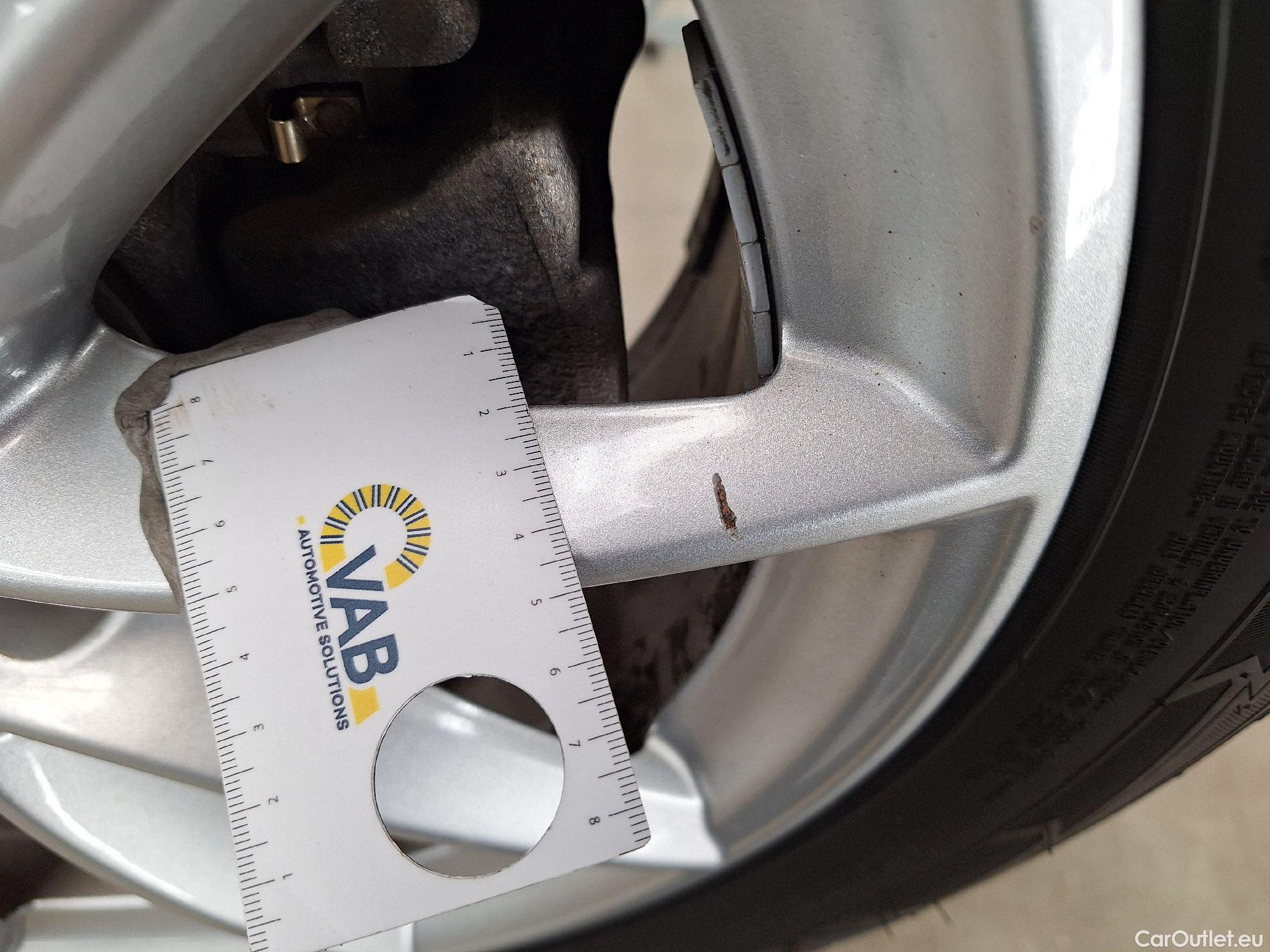  Bmw  X1 BMW,  FL'19, BMW  sDrive16dA (85 kW) 5d #14