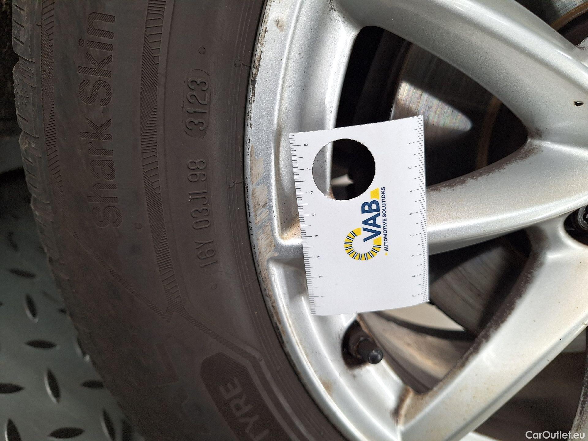  Bmw  X1 BMW,  FL'19, BMW  sDrive18d (100 kW) 5d #42