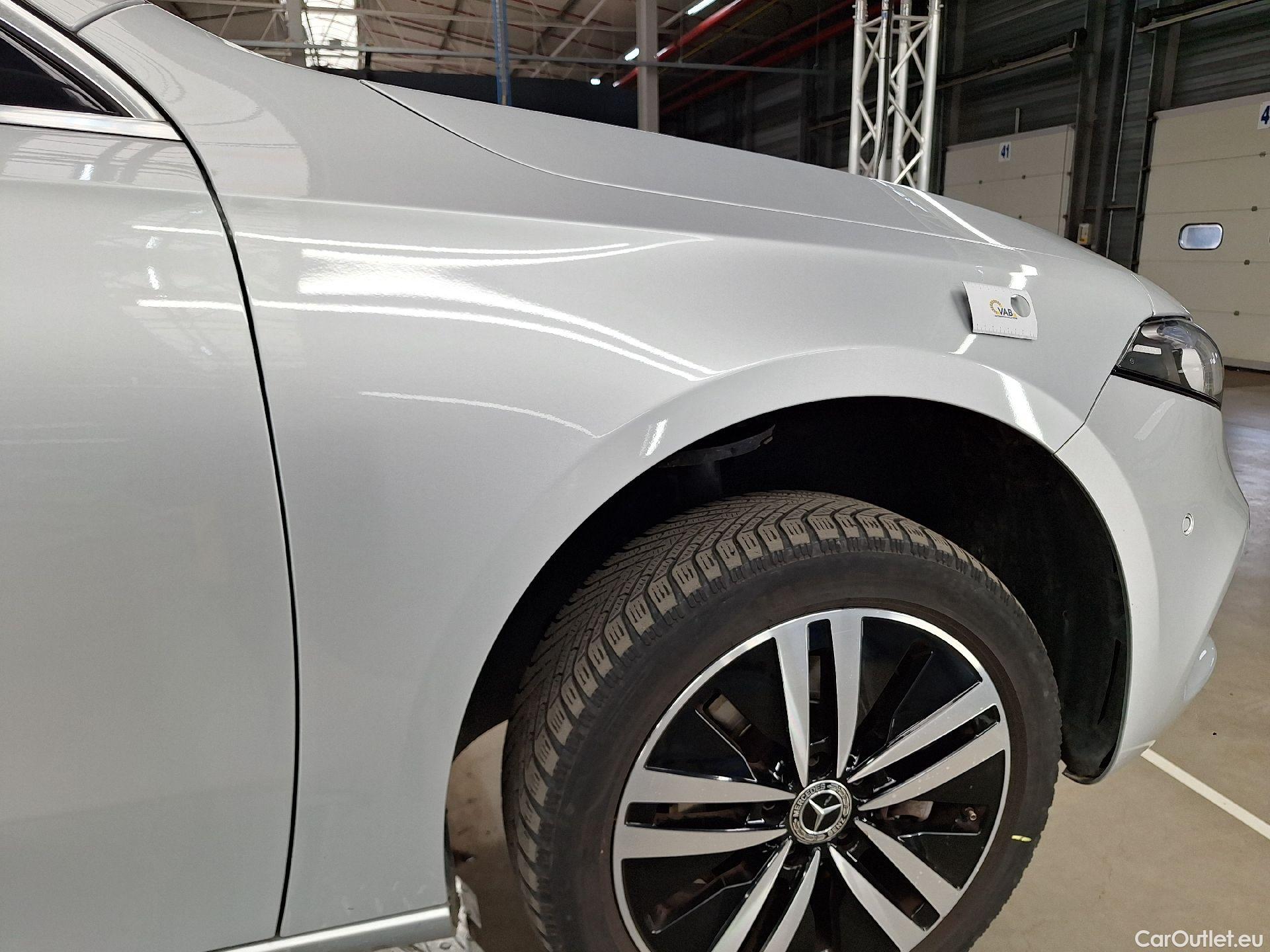  Mercedes  A-Klasse Mercedes, A-Class Berline '18, Mercedes-Benz  Limousine A 180d Business S #19