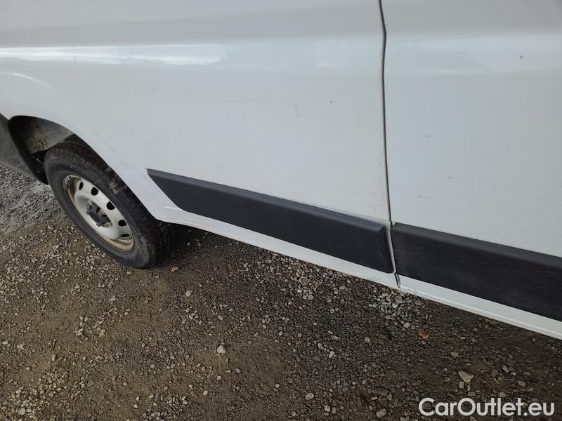  Fiat  Ducato  LCV 30 (2014)  2.2MTJ 140 33 L3H2 4d #19