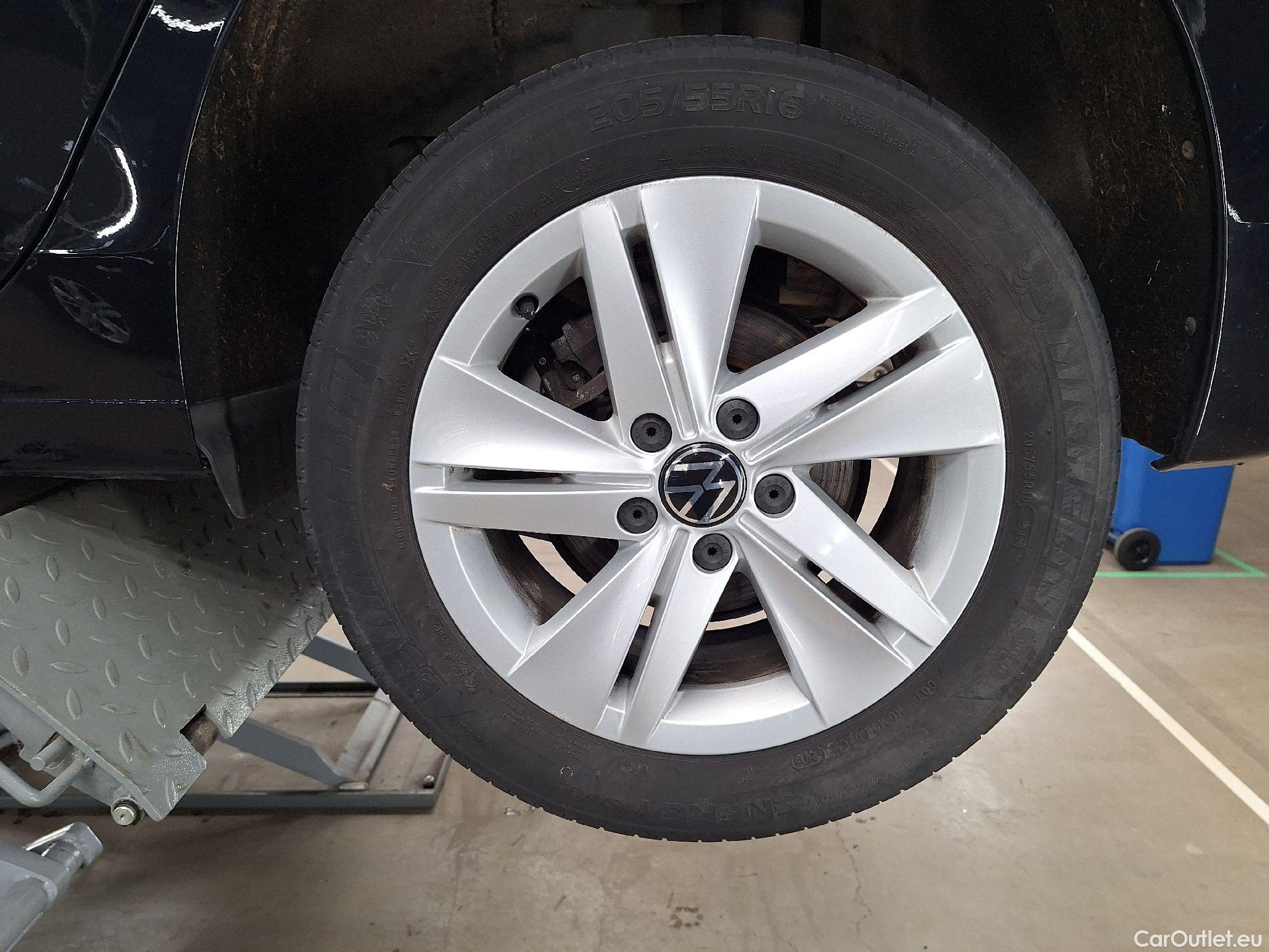  Volkswagen  Golf  VW, VIII '20, Volkswagen VIII 2.0 TDI 85kW Life 5d #19