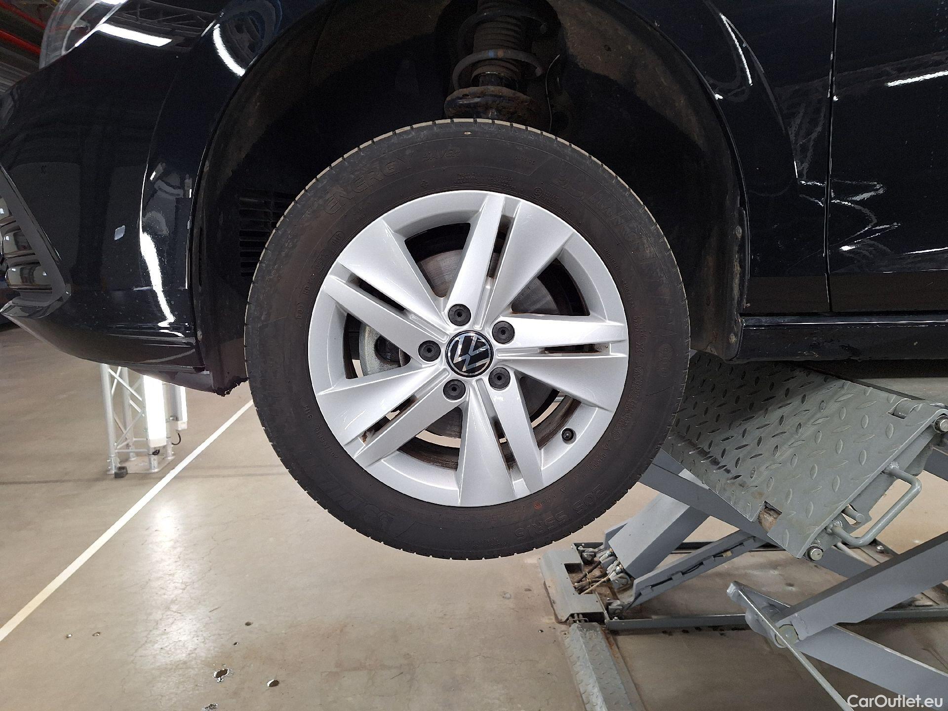  Volkswagen  Golf  VW, VIII '20, Volkswagen VIII 2.0 TDI 85kW Life 5d #17