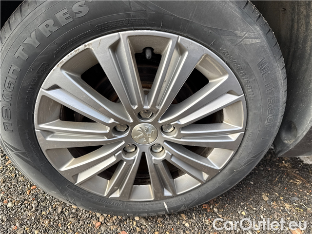  Peugeot  308  SW 1.5 BHDi 130 ALL.P Aut #12