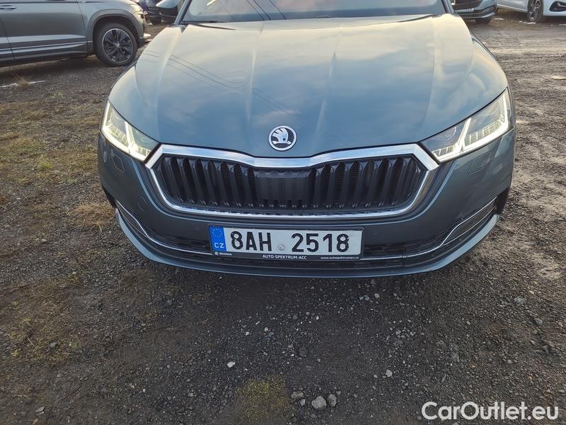  Skoda  Octavia  Lim. (NX3)(2020) Oct. 2.0TDI 110 Style AT 5d #2