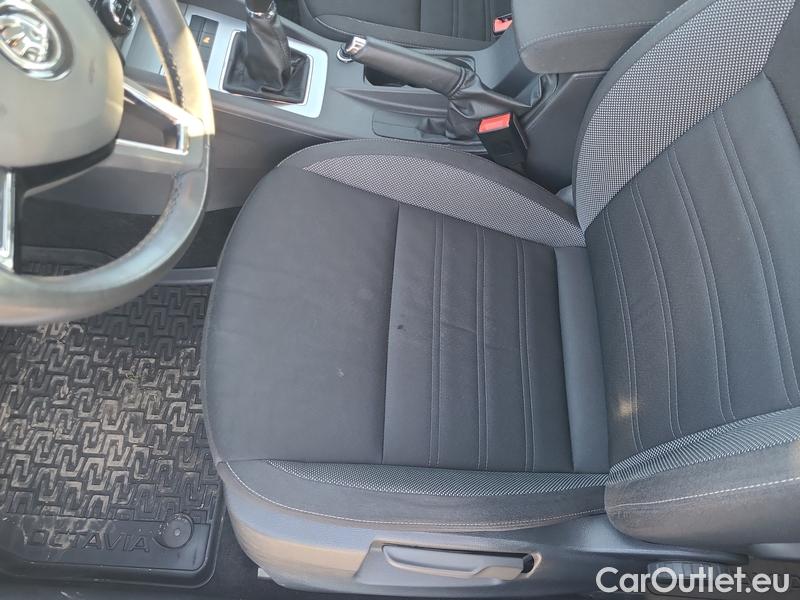  Skoda  Octavia  Combi  (5E5)(03.2017->)  Com 1.6TDI 85 Ambition #6