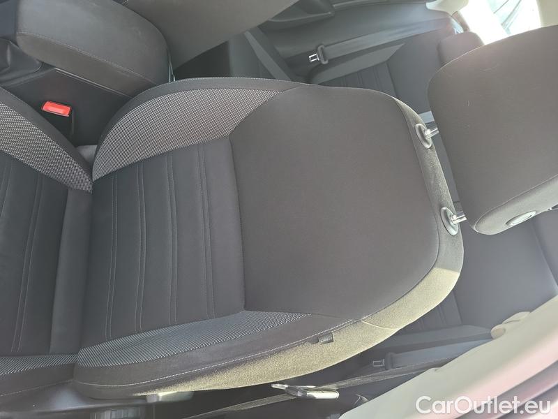  Skoda  Octavia  Combi  (5E5)(03.2017->)  Com TDI 110 Ambition #7