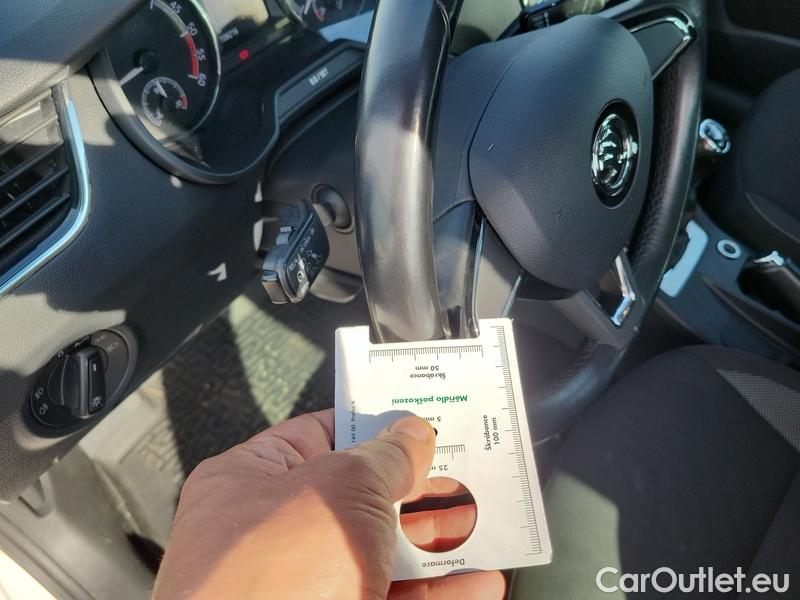  Skoda  Octavia  Combi  (5E5)(03.2017->)  Com TDI 110 Ambition #3