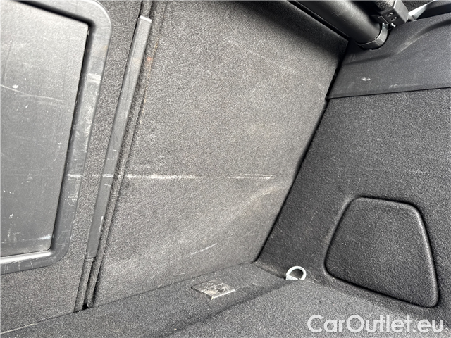  Peugeot  308  SW 1.5 BHDi 130 ALL.P Aut #21