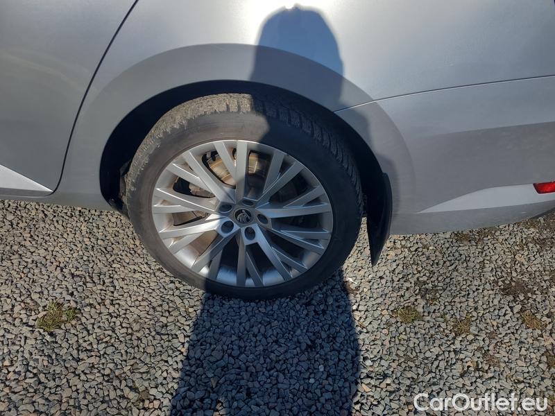  Skoda  Superb  (3V3)(2015) Supe.FL2.0TDI 110 Style #4