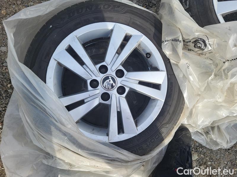  Skoda  Fabia  Combi (2015)  Com.1.0TSI 70 Style #14