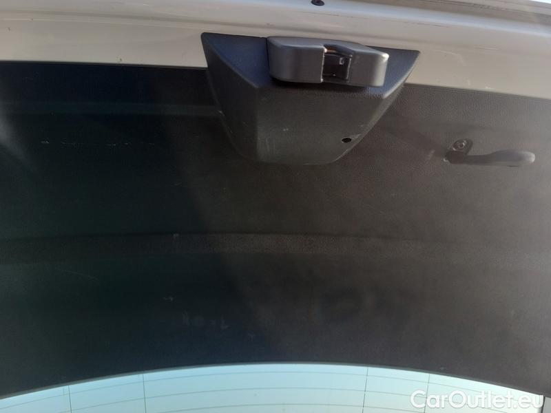  Skoda  Fabia  Combi (2015) Com.1.0TSI 70 Ambition 5d #12